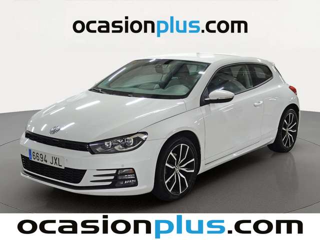 Volkswagen Scirocco Typhoon by R-Line 1.4 TSI BMT (125 CV) de segunda mano