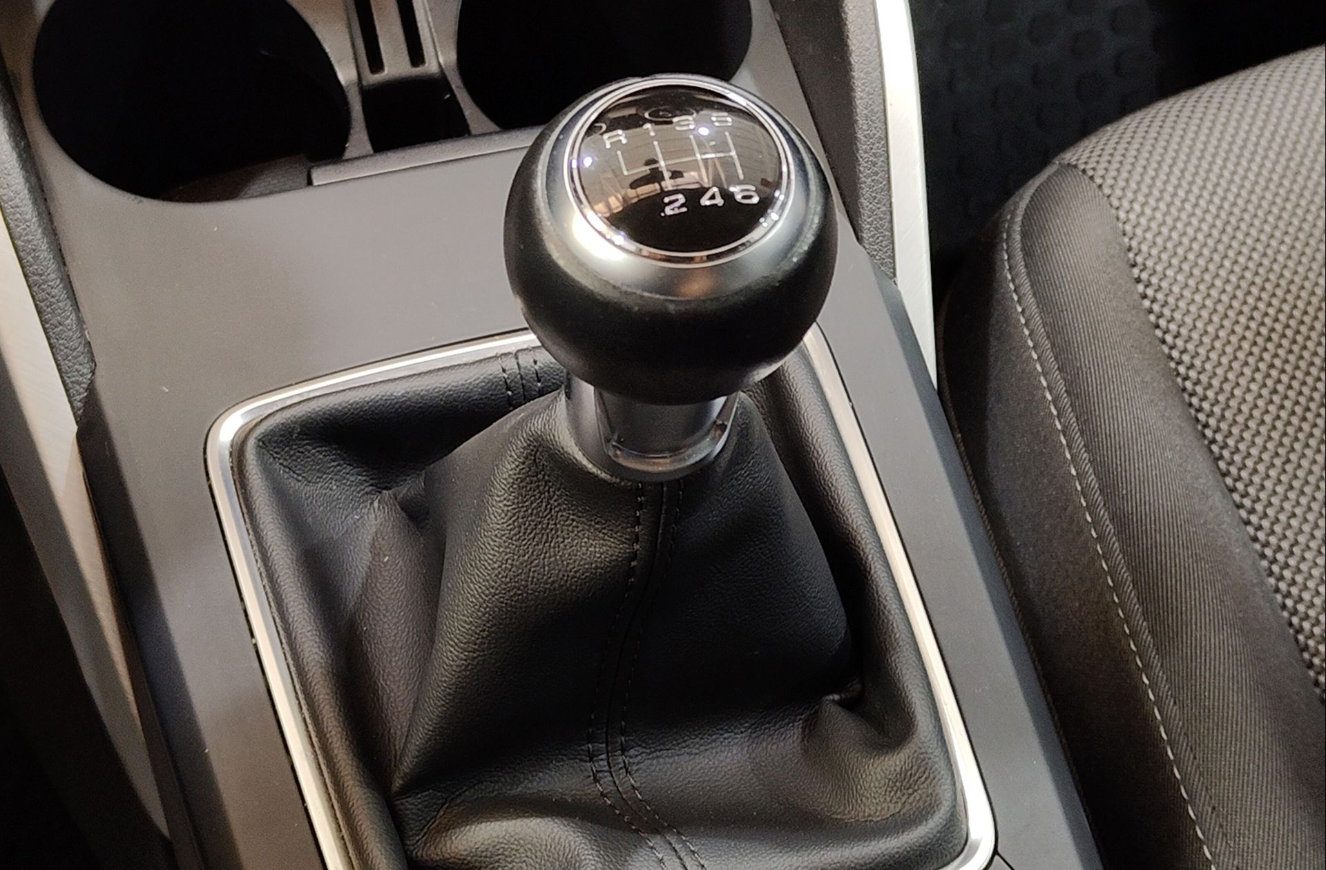 Audi Q2 sport 30 TFSI - foto 5