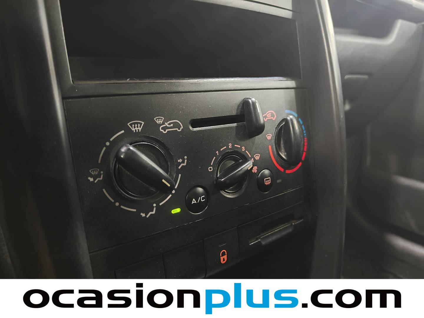 Extras y acabados del Peugeot 207 Peugeot 207 1.4 Urban (75 CV)