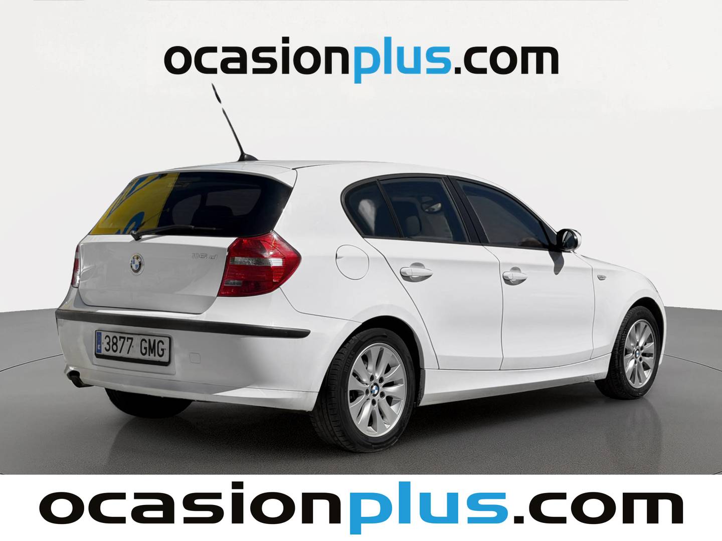 Foto trasera BMW Serie 1 BMW Serie 1 116d (115 CV) derecha