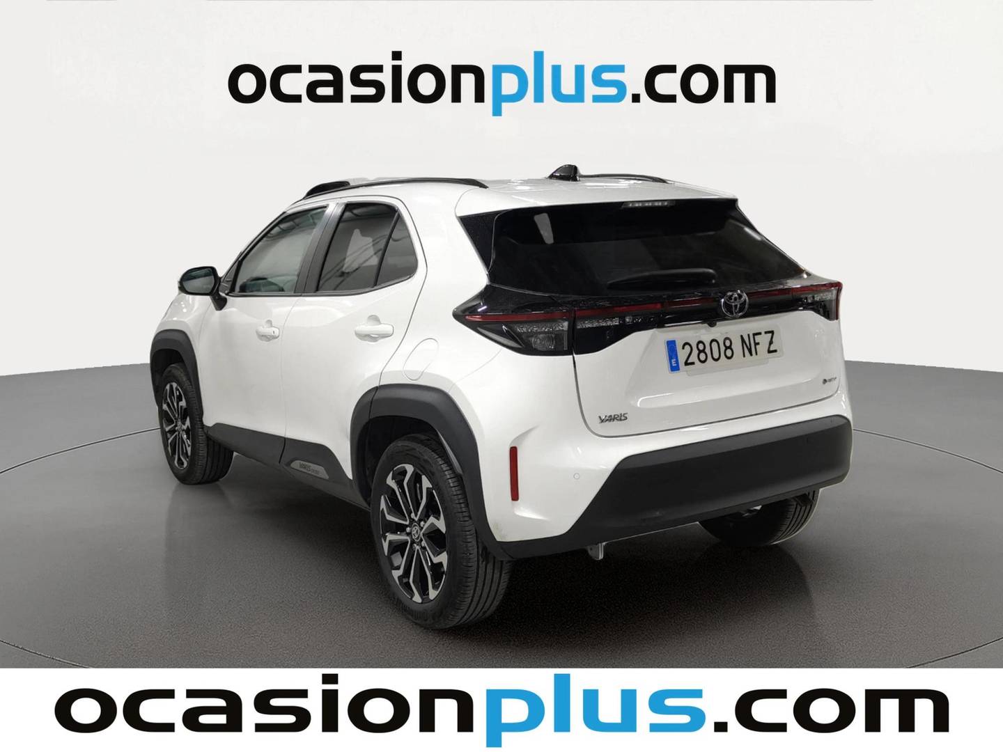 Foto trasera Toyota Yaris Cross Toyota Yaris Cross 130H Active Plus (130 CV) izquierda