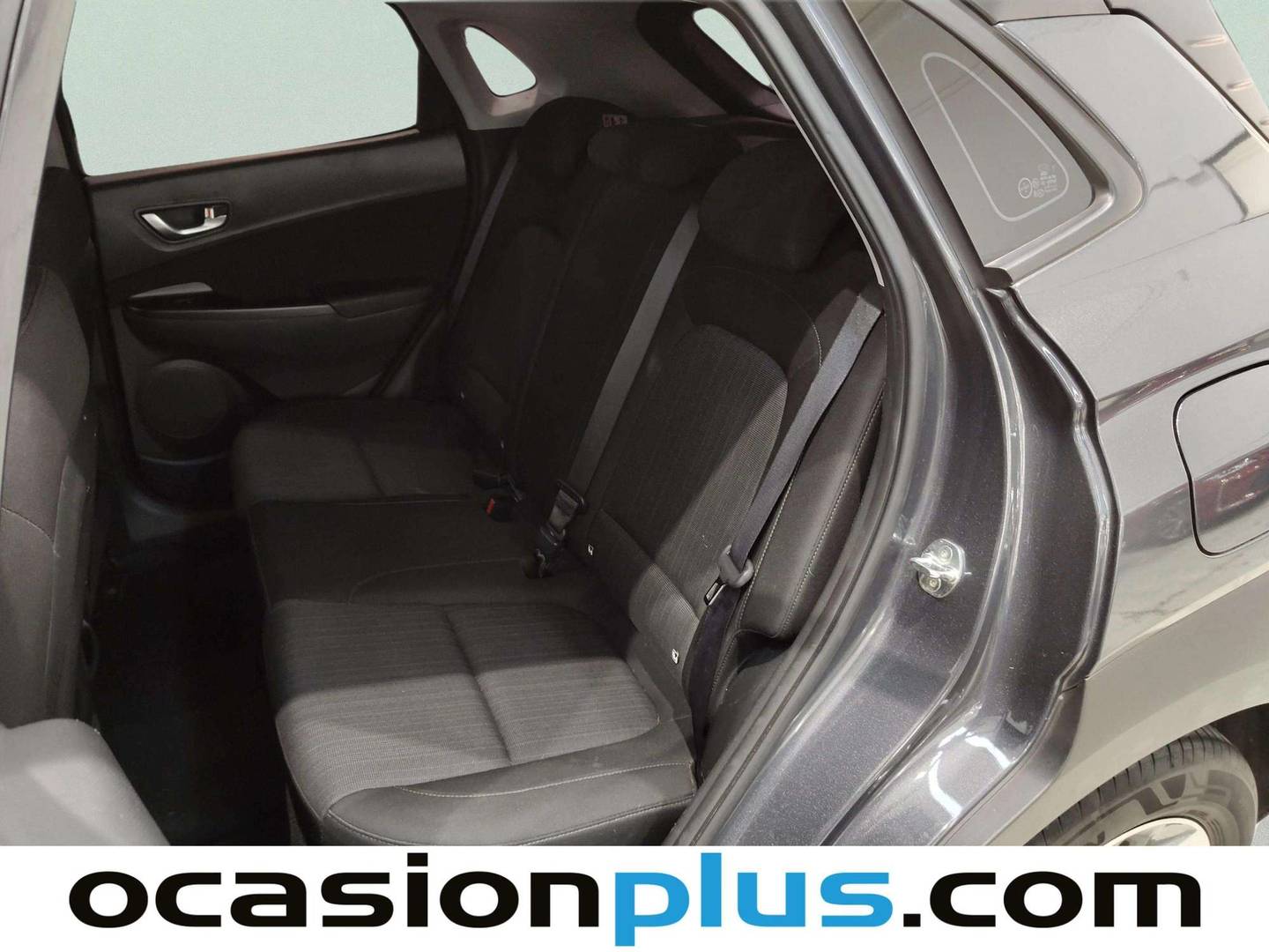 Foto asientos traseros Hyundai Kona Hyundai Kona 1.6 GDI HEV Maxx DCT (141 CV)