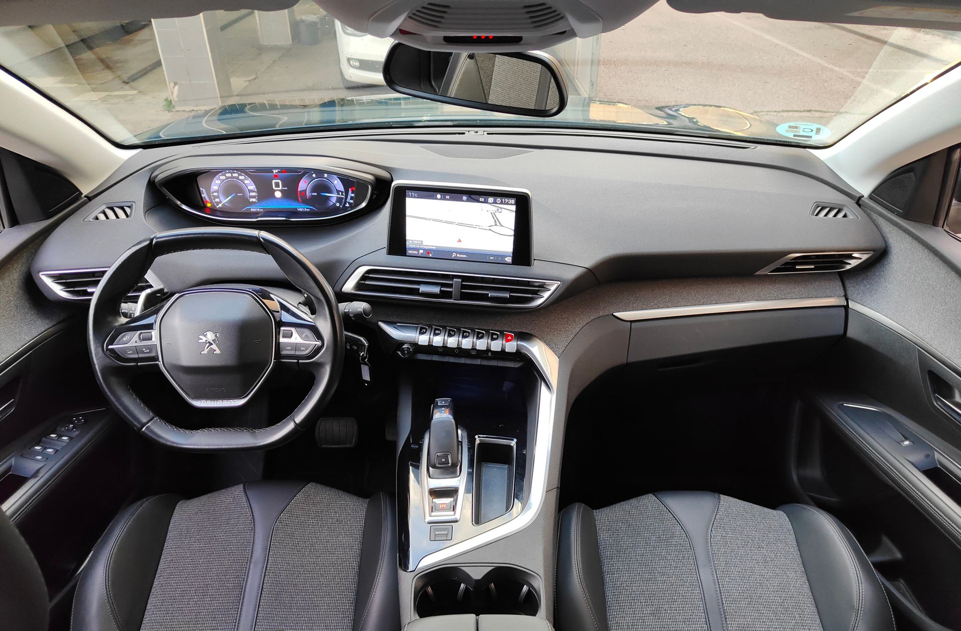 Peugeot 5008 BlueHDi 130 Allure EAT8 7 plazas - foto 6