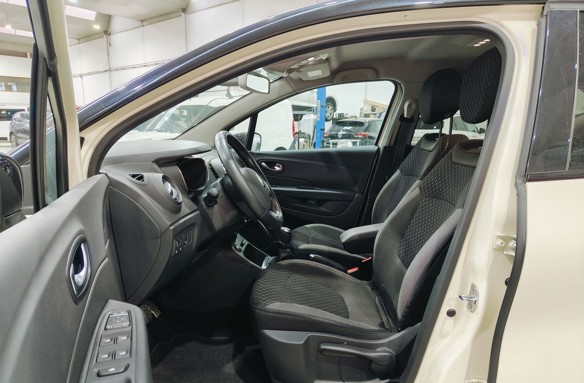 Renault Captur Zen Energy TCe - foto 9