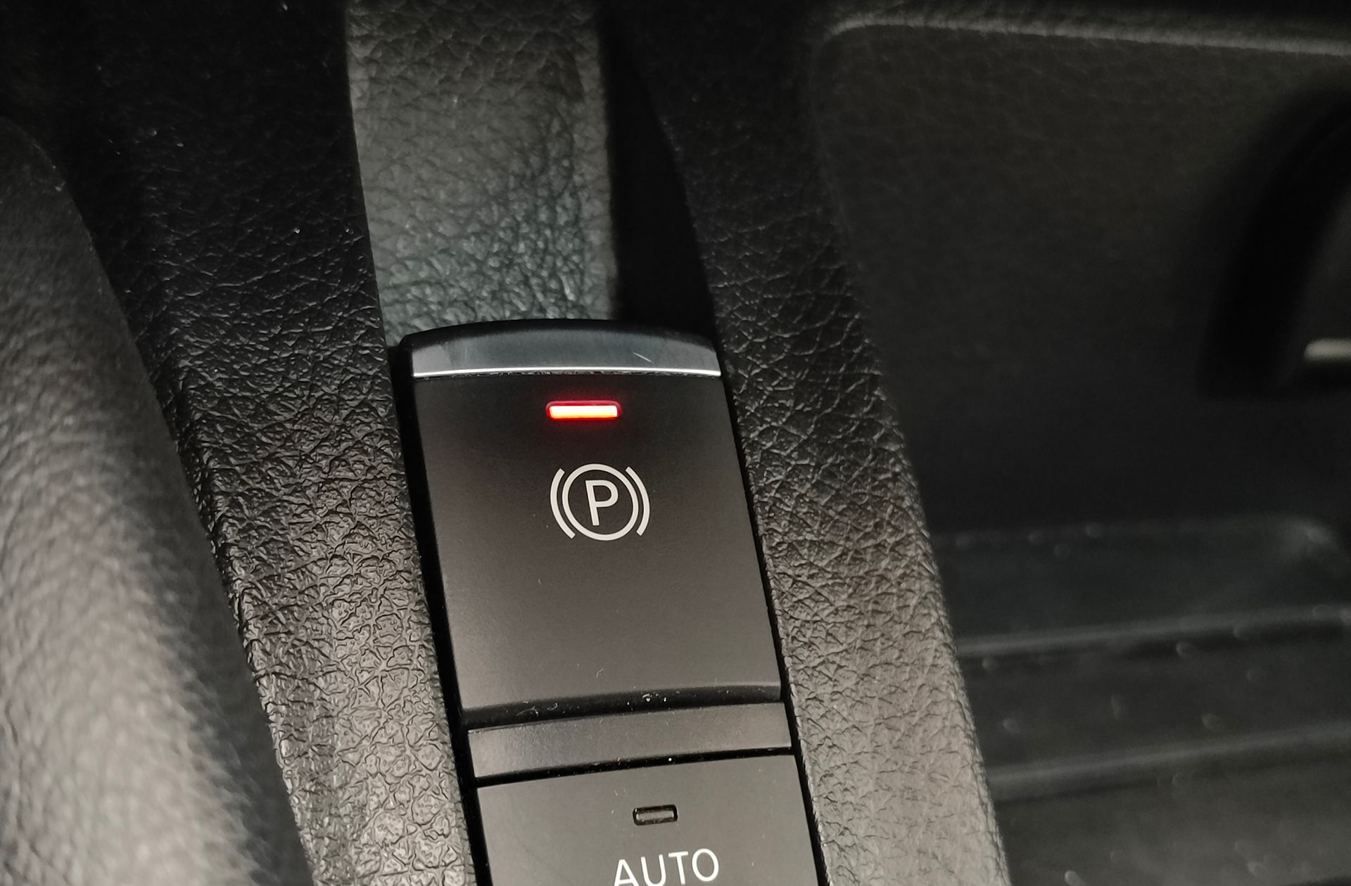 Nissan Qashqai dCi 150 N-Connecta - foto 32
