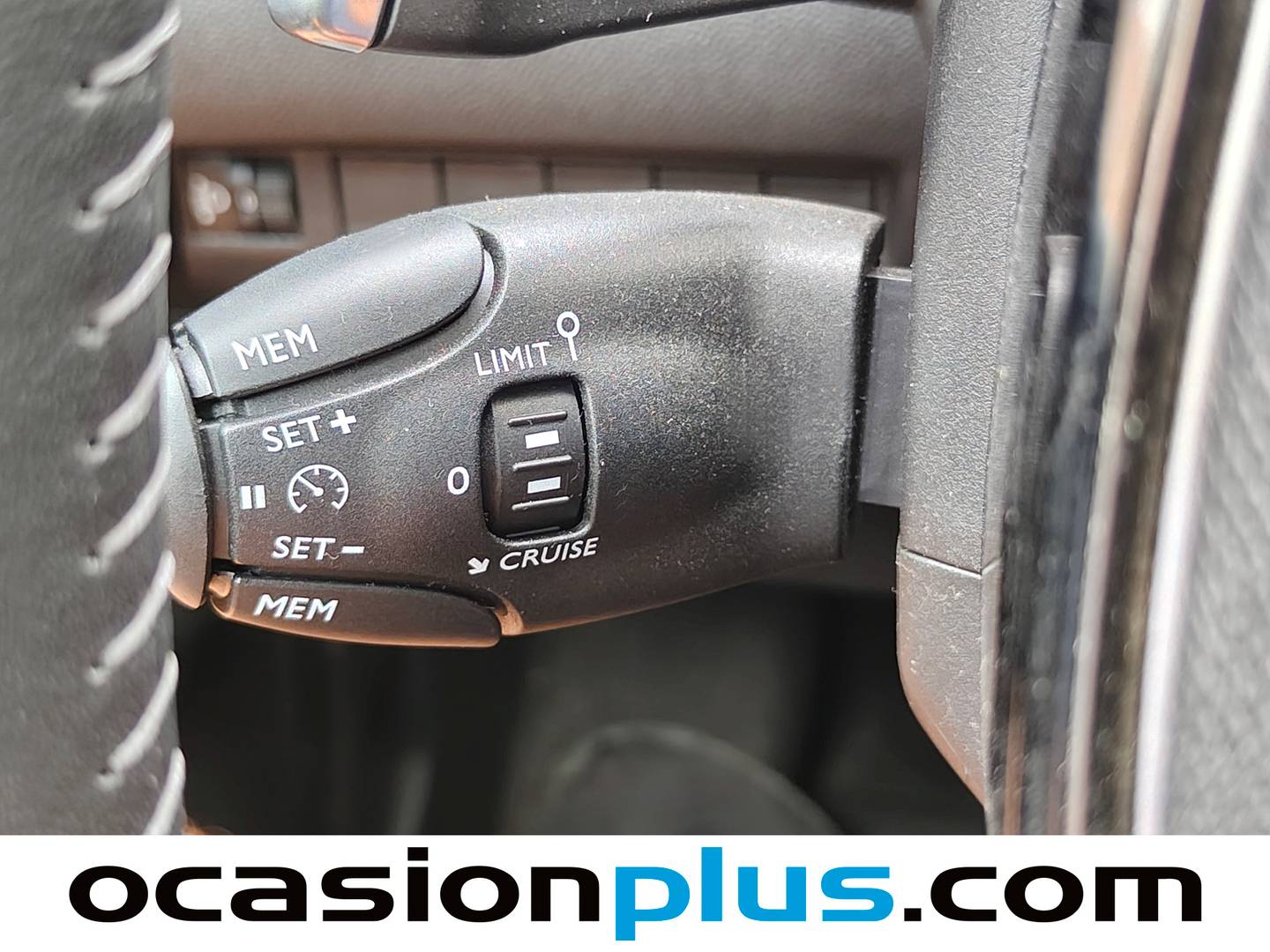 Peugeot 208 Peugeot 208 Style Hybrid 100 eDCS6 (100 CV) de segunda mano