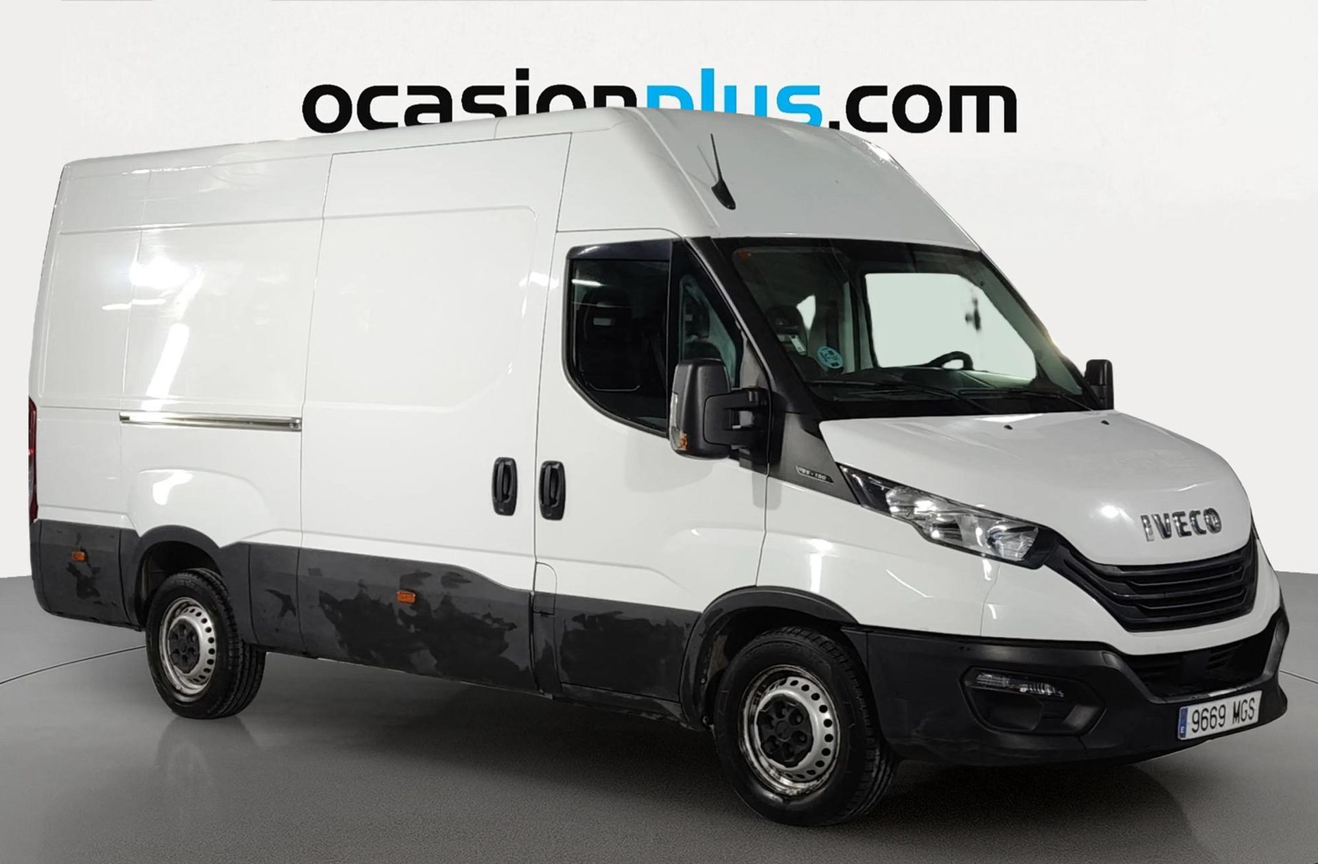 Iveco Daily Furgon 35S 16 V 3520L/H2 - foto 2