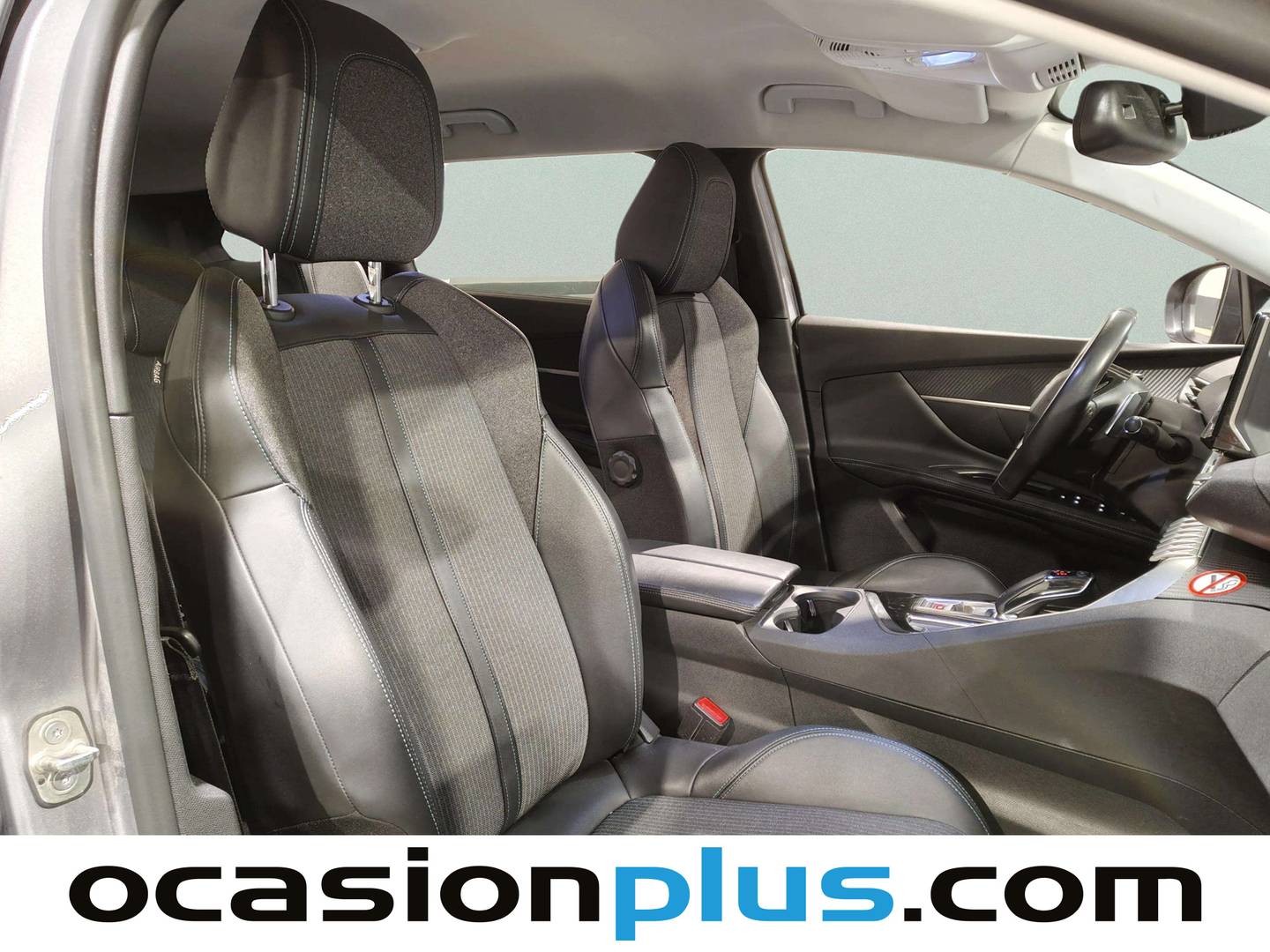 Foto Peugeot 5008 Peugeot 5008 PureTech 130 S&S Allure EAT8  (130 CV) 7 plazas