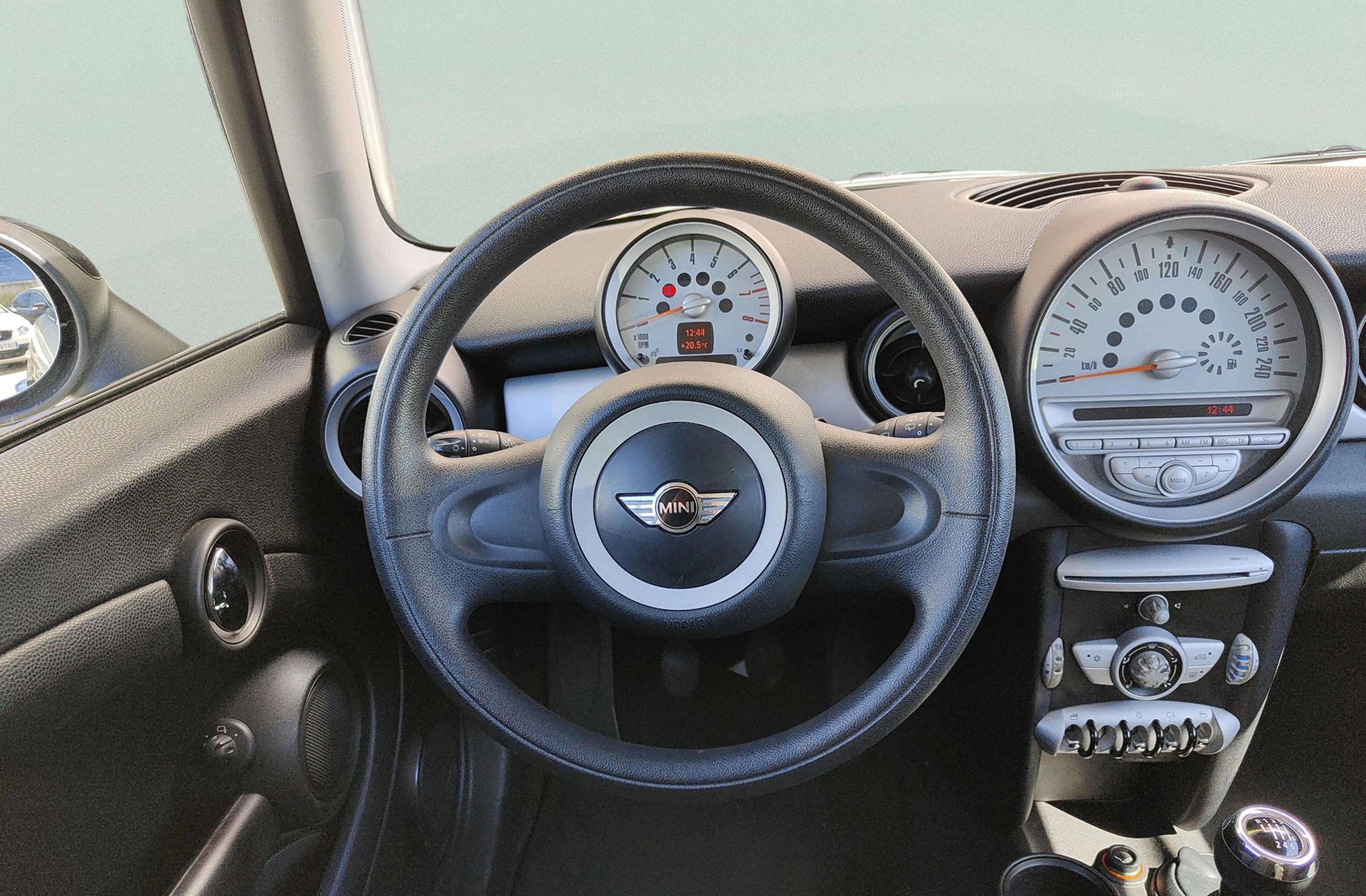 MINI Cooper One - foto 18