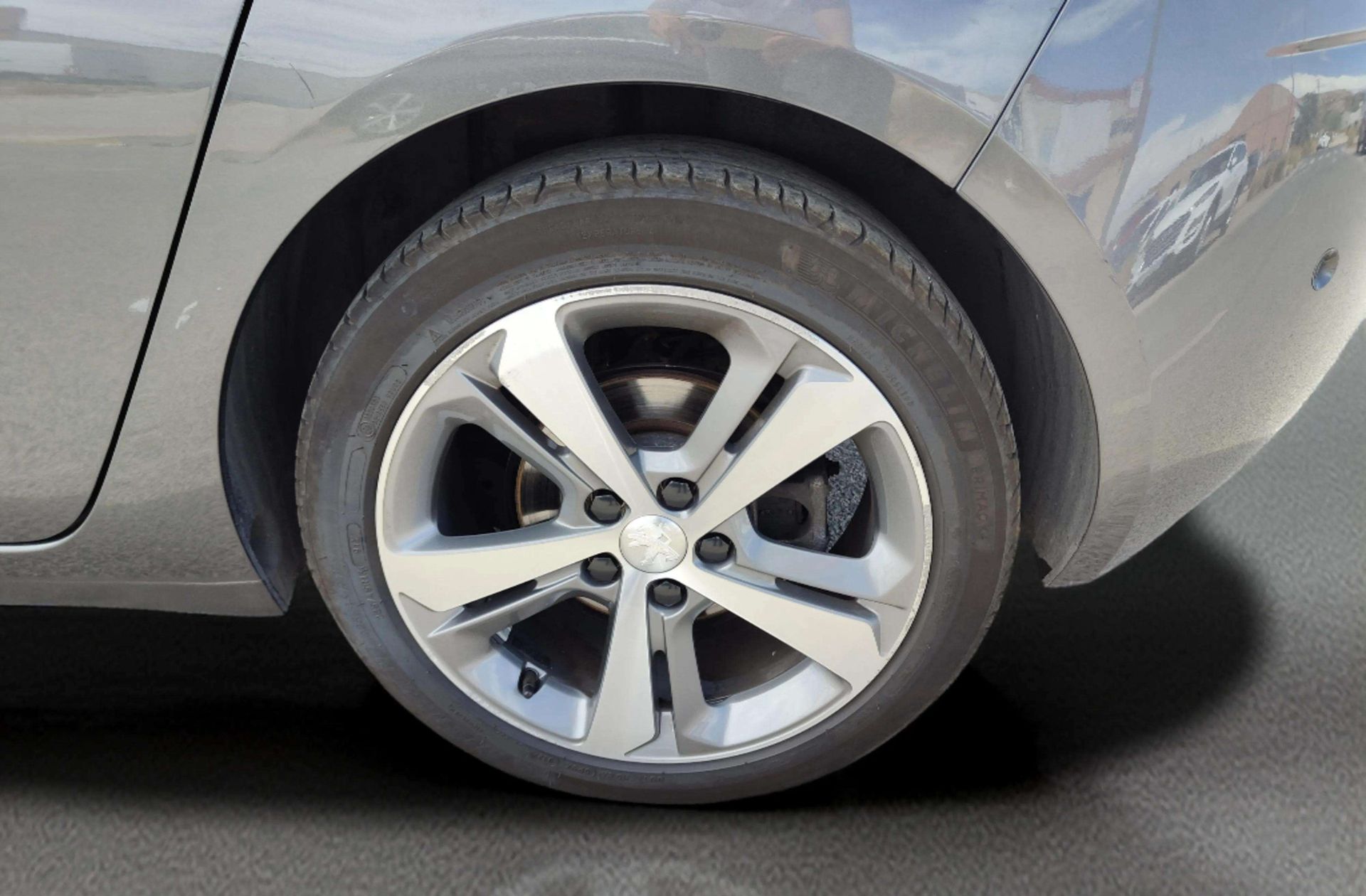 Peugeot 308 PureTech 130 Allure EAT8 - foto 39