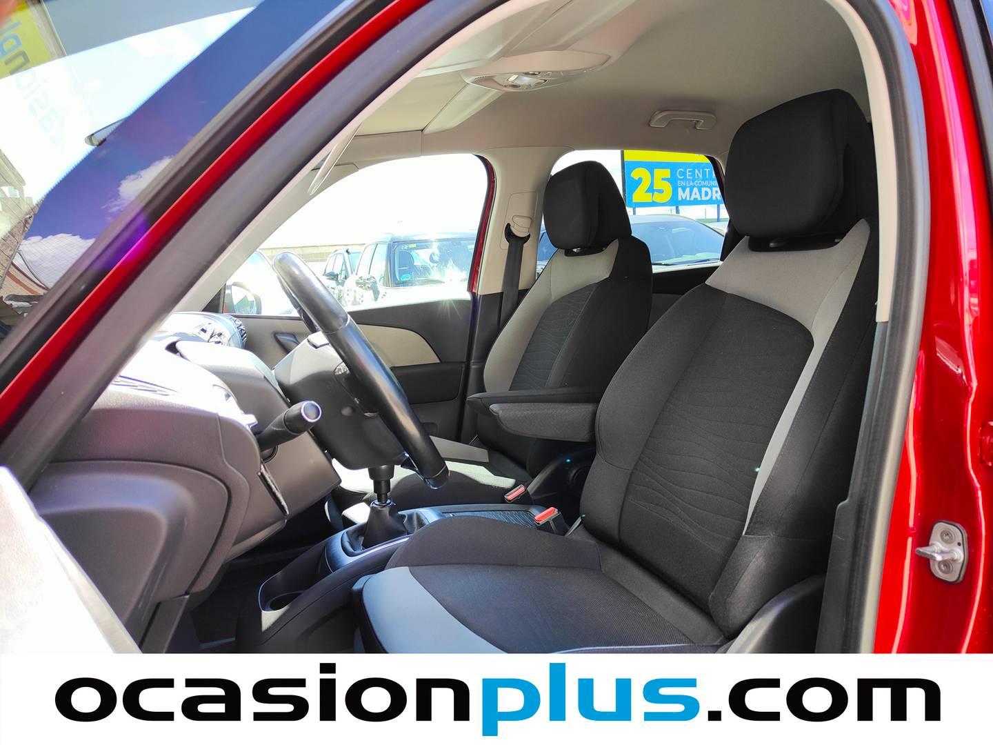 Foto asientos delanteros Citroën C4 Picasso Citroën C4 Picasso PureTech 130 S&S Feel (130 CV)
