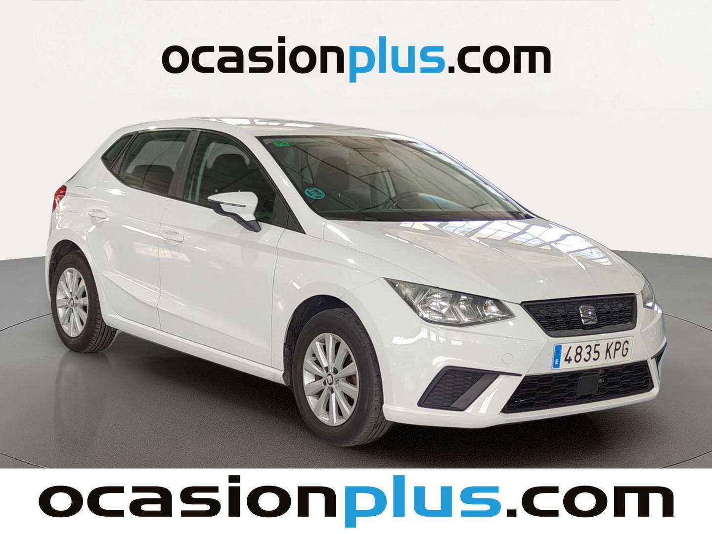 Foto delantera Seat Ibiza Seat Ibiza 1.0 Reference Plus (75 CV) derecha