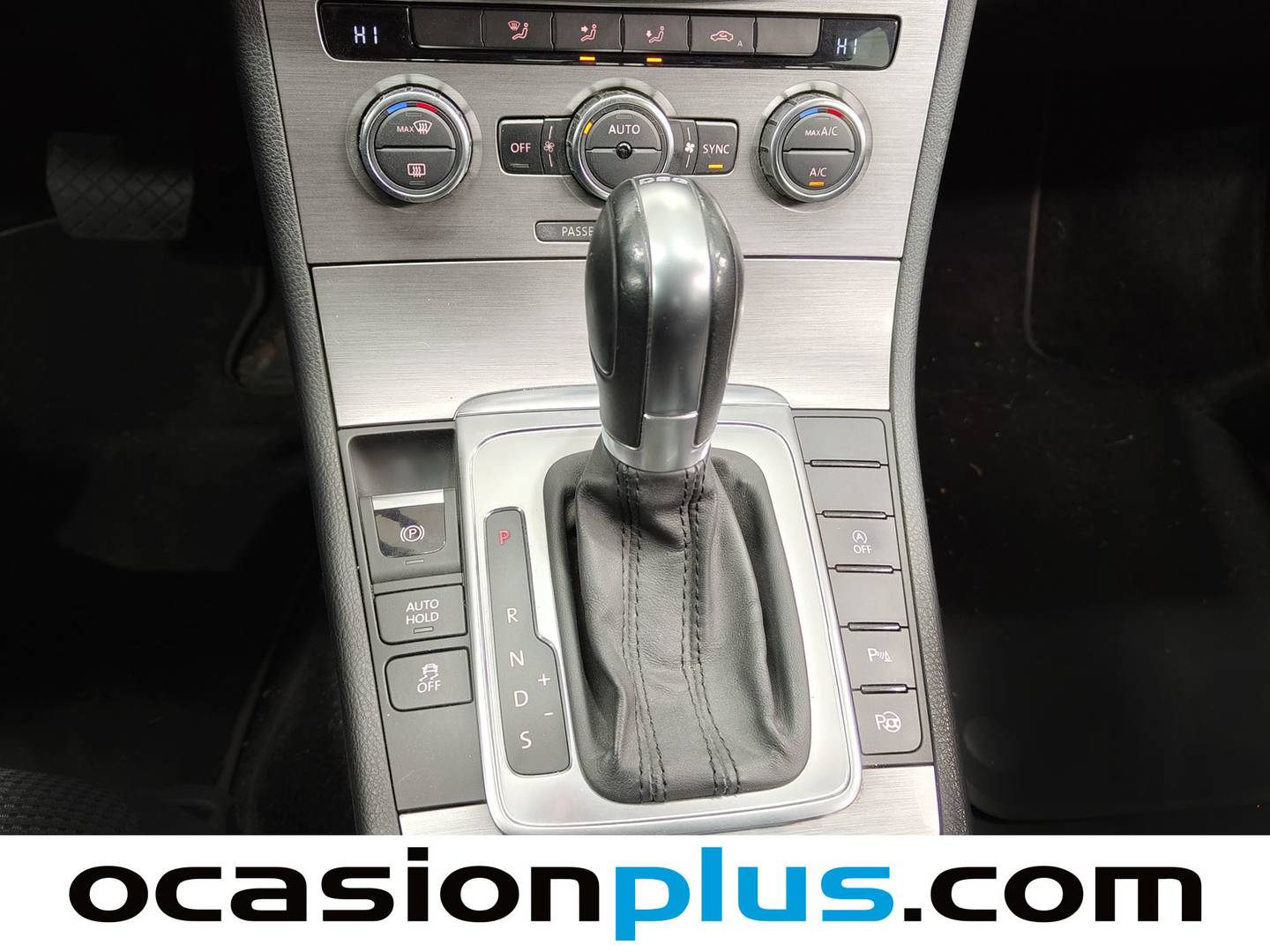 Foto Volkswagen Passat Volkswagen Passat Advance 2.0 TDI BMT (140 CV) DSG