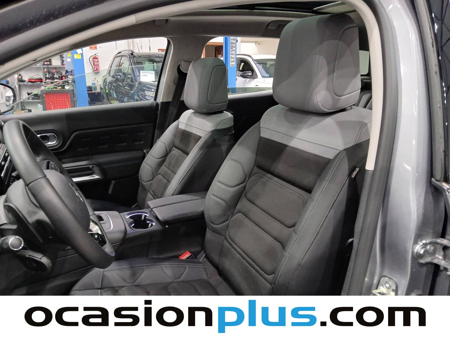 Foto Citroën C5 Aircross Citroen C5 Aircross Plug-in Hybrid Max e-EAT8 (225 CV)