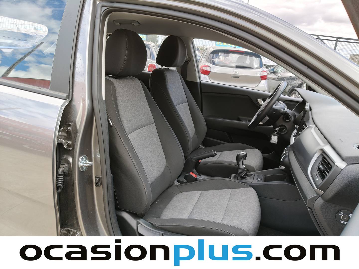 KIA Stonic KIA Stonic 1.0 T-GDi MHEV MT Concept (100 CV) km 0