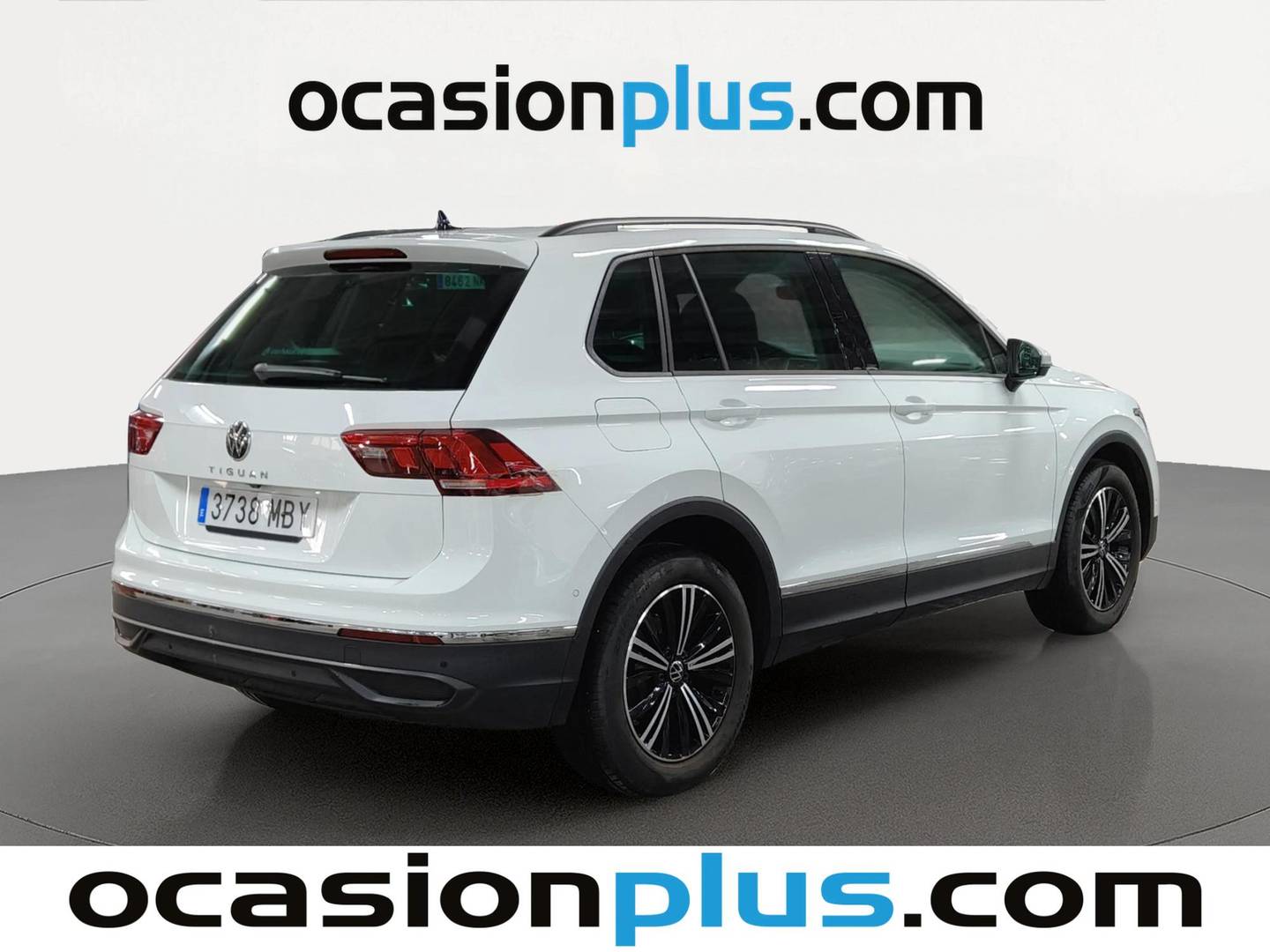 Foto trasera Volkswagen Tiguan Volkswagen Tiguan Life 1.5 TSI (150 CV) DSG derecha