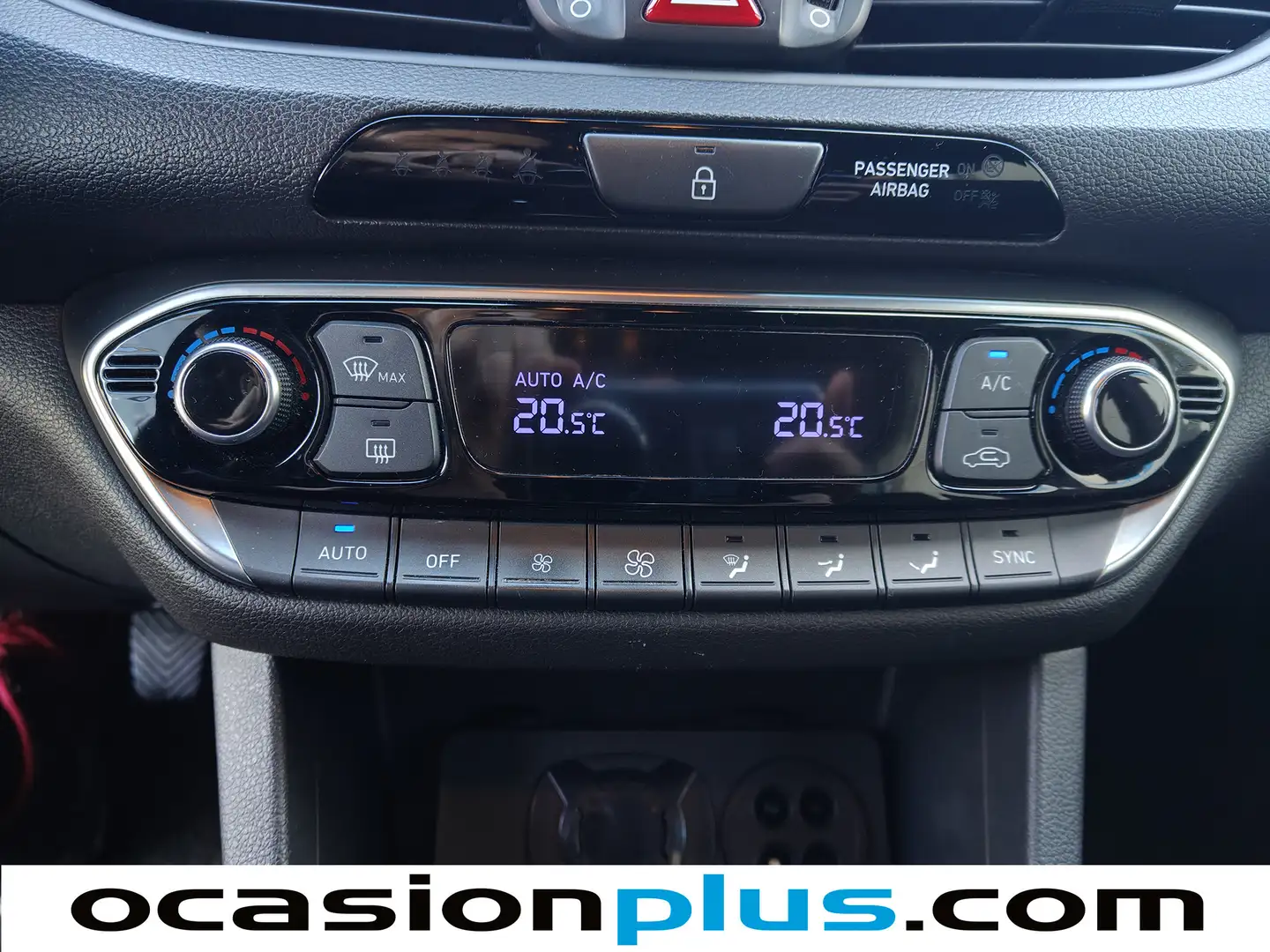 Foto Hyundai i30 Hyundai i30 1.0 TGDI Go! (120 CV)