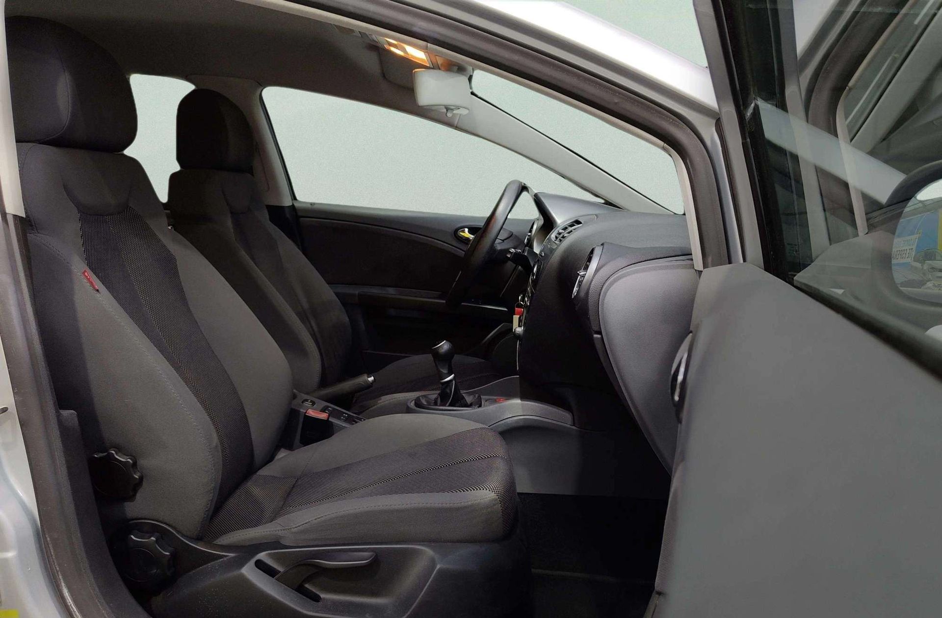 SEAT León 1.6 Stylance - foto 14