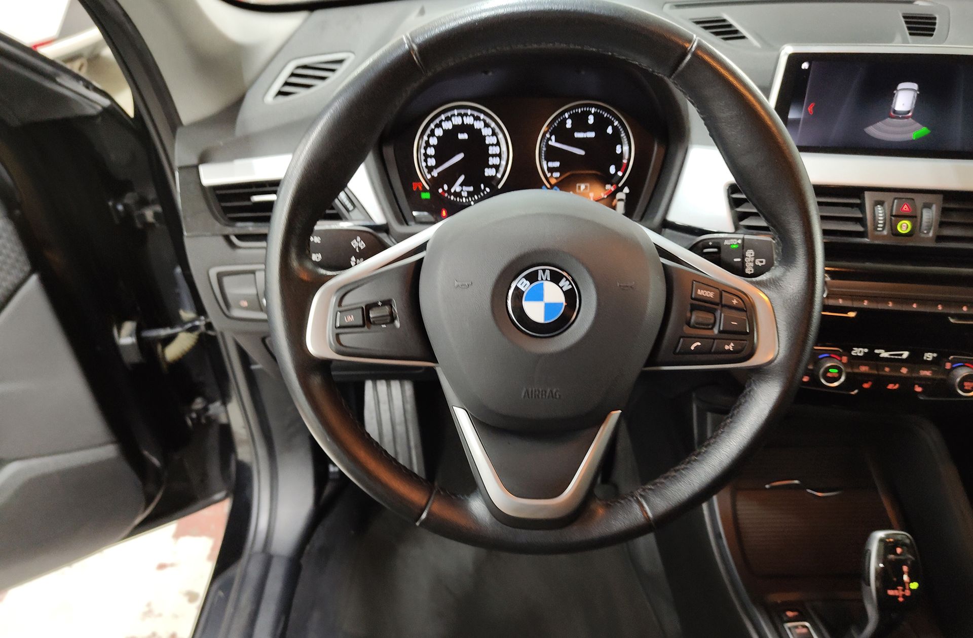 BMW X1 sDrive18d - foto 20