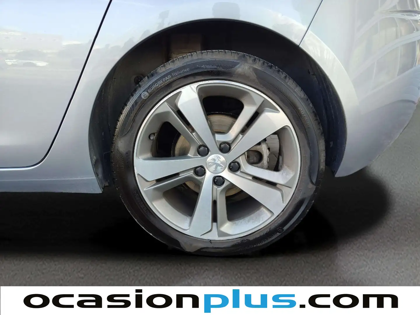 Foto Peugeot 308 Peugeot 308 BlueHDi 100 Allure (100 CV)