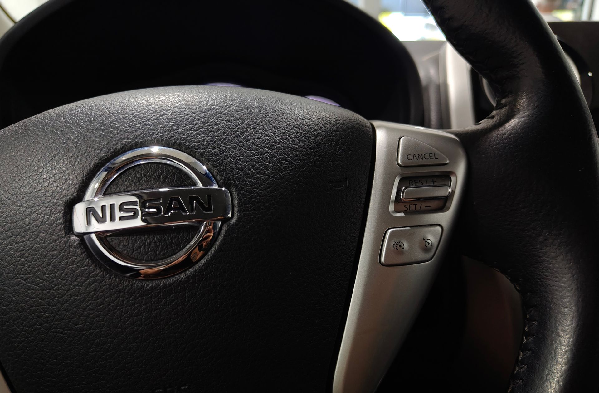 Nissan Note 1.2G DIG-S Tekna Sport Xtronic - foto 28