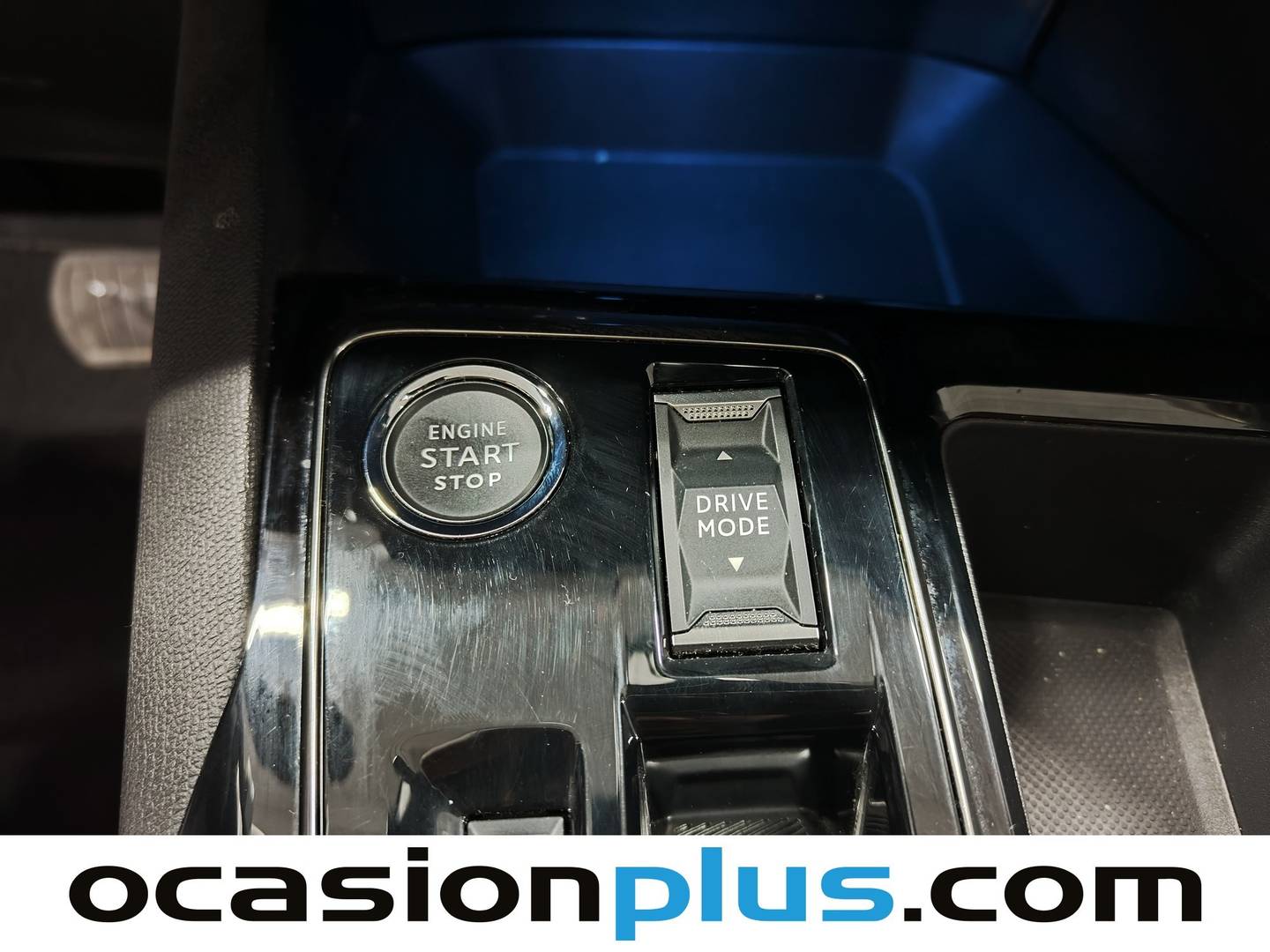 Foto Peugeot 3008 Hybrid Peugeot 3008 Hybrid 300 Allure Pack e-EAT8 (300 CV)