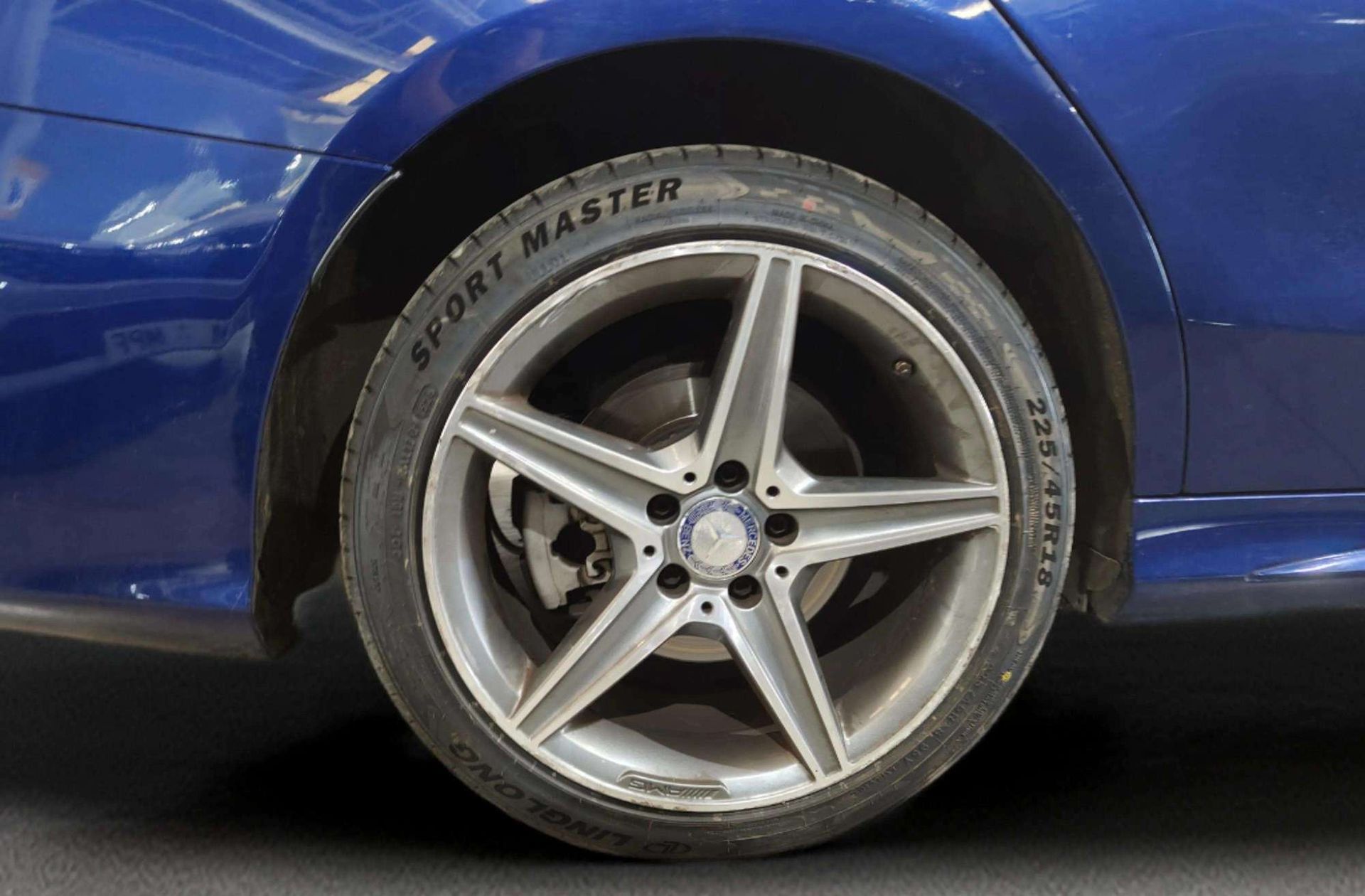 Mercedes-Benz Clase C 220 d Paquete AMG - foto 38