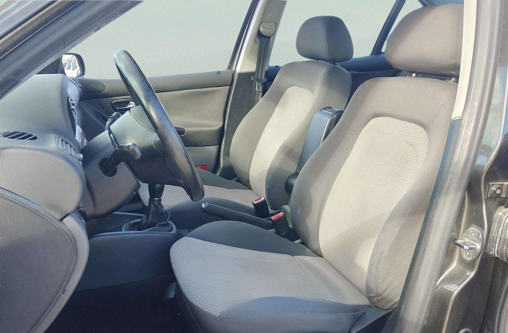 SEAT Toledo 1.9 TDI Signa - foto 8