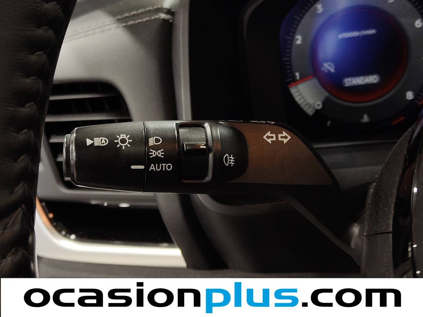 Acabados Nissan QASHQAI Nissan Qashqai DIG-T mHEV Premiere Edition 4x2 (140 CV)