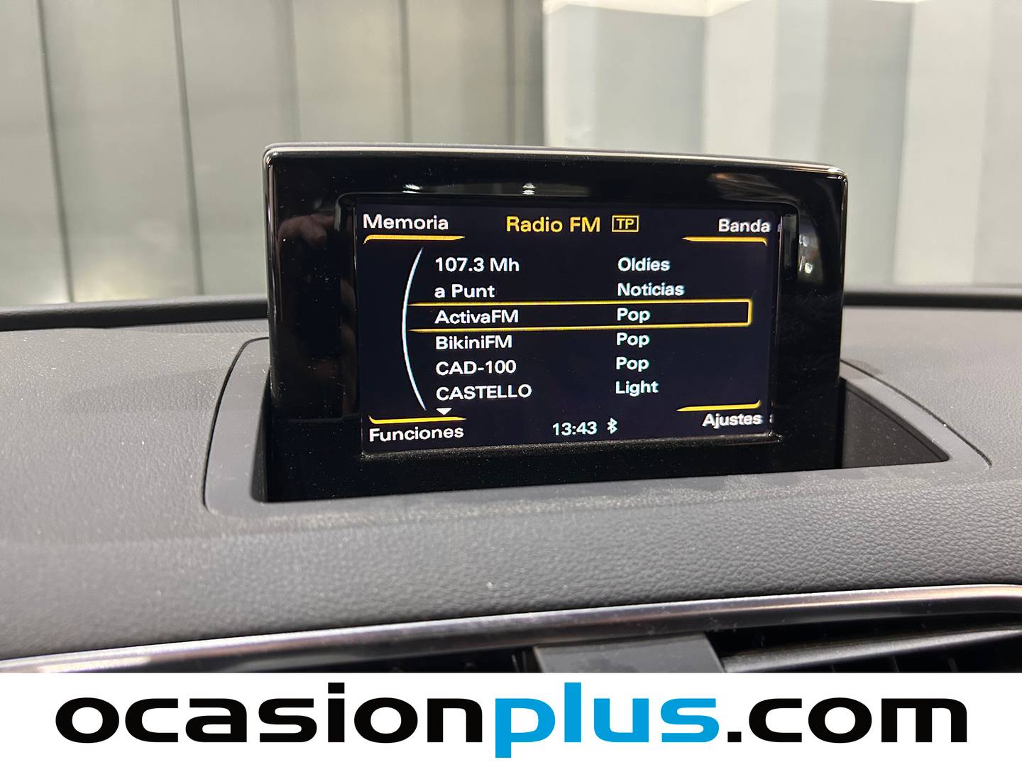 Foto Audi Q3 Audi Q3 design edition 2.0 TDI (150 CV)