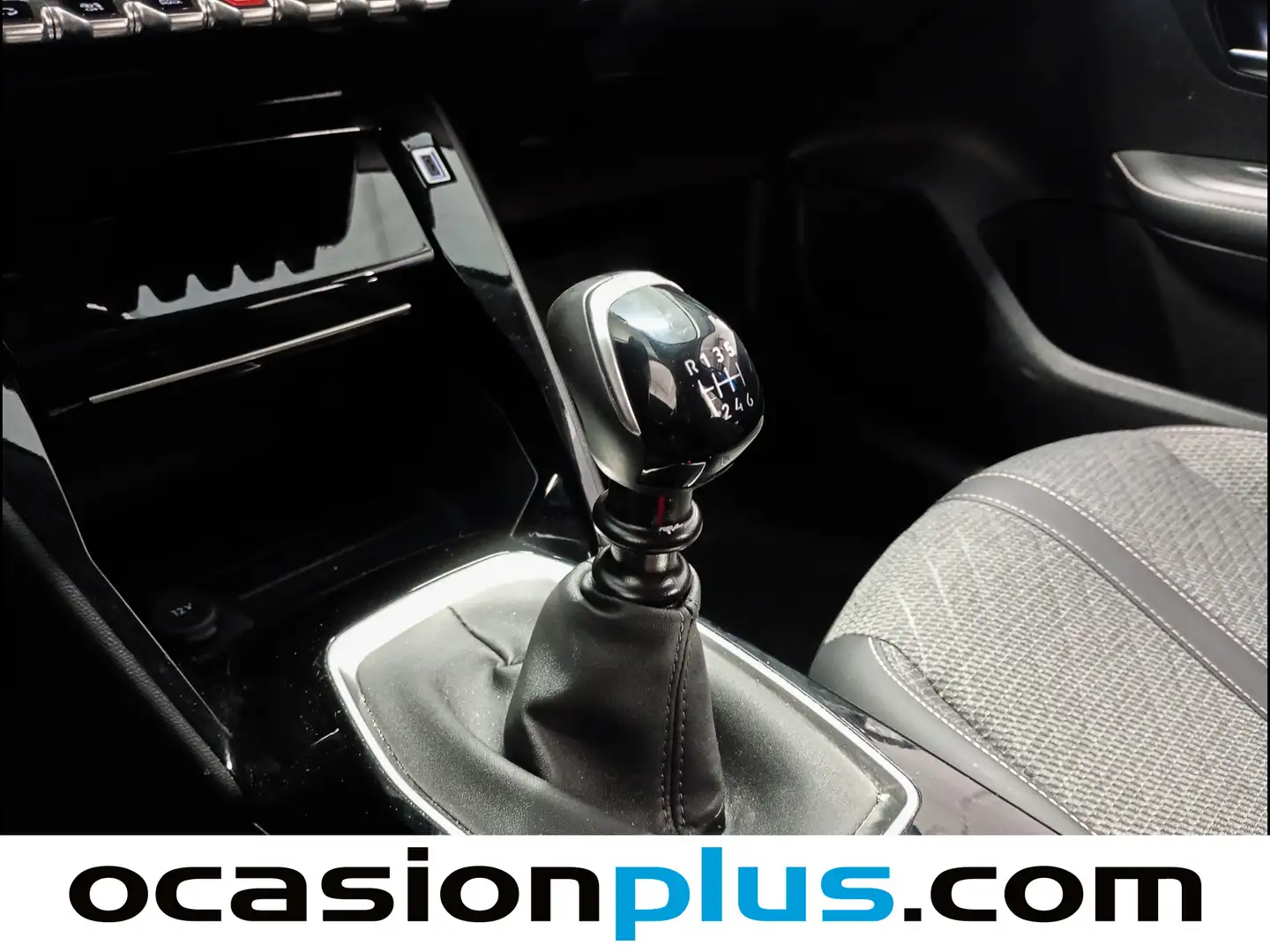 Foto Peugeot 208 Peugeot 208 PureTech 100 Allure (100 CV)