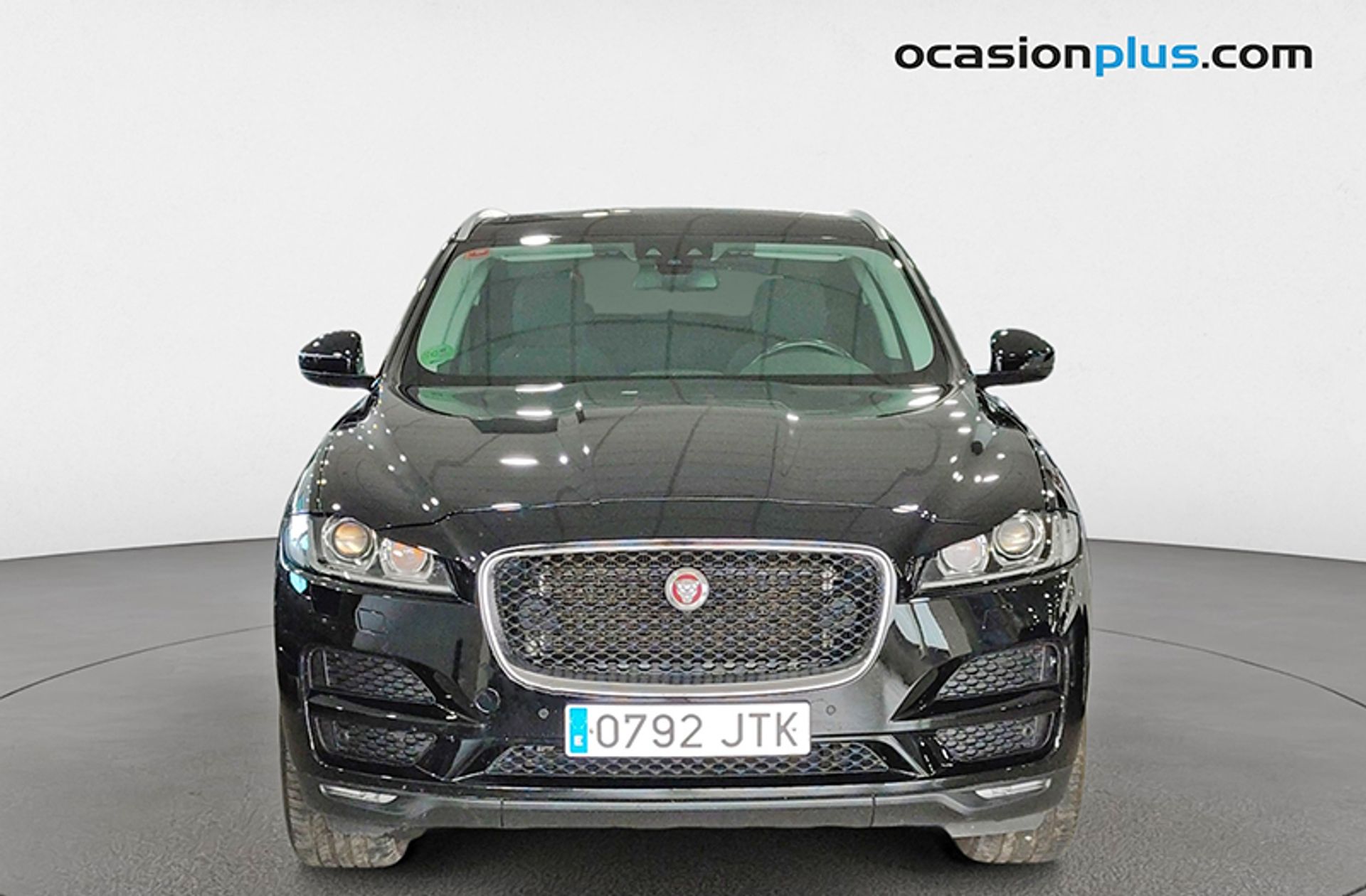 Jaguar F-Pace 2.0L i4D Pure RWD - foto 17