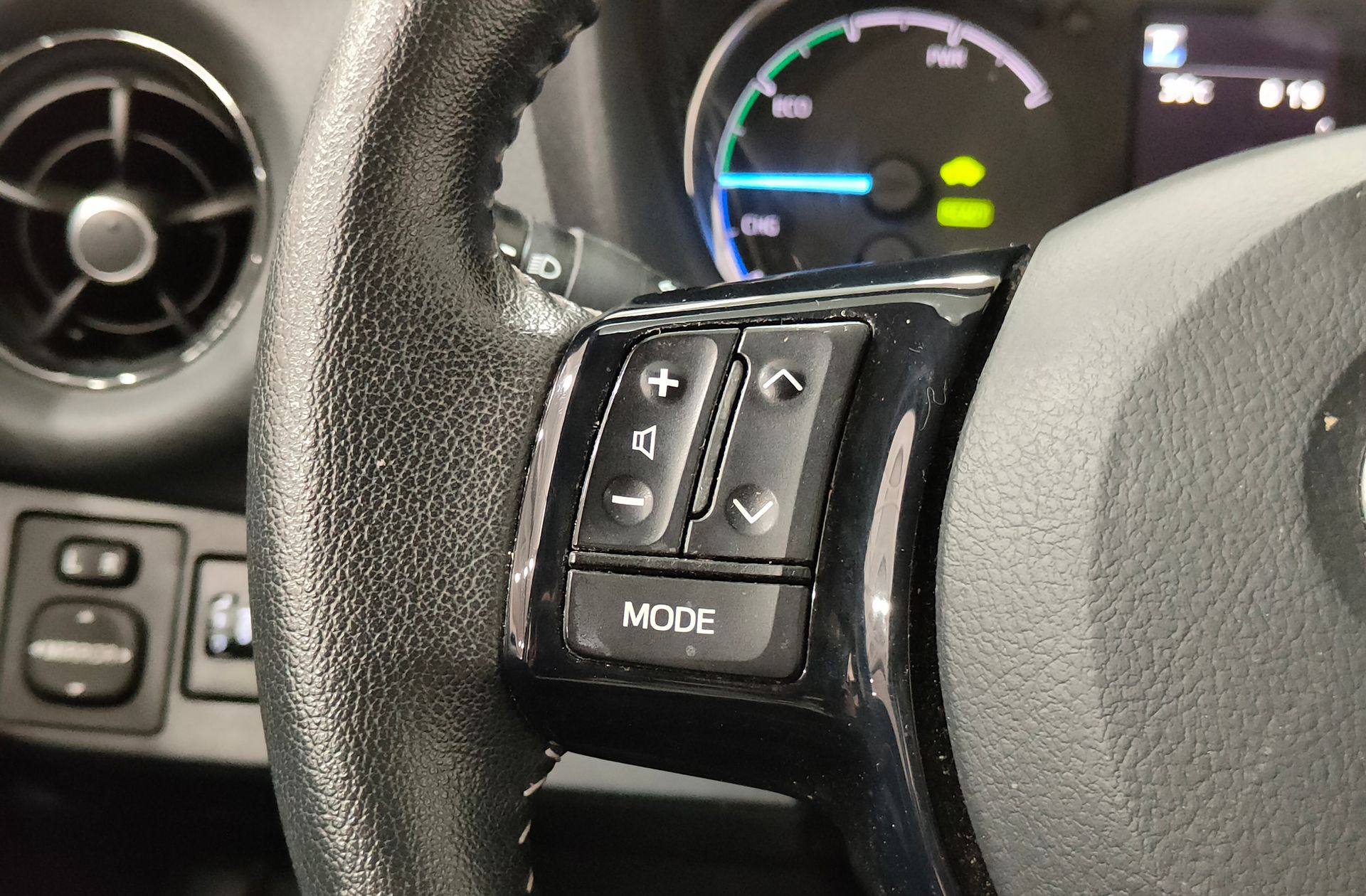 Toyota Yaris 1.5 Hybrid Feel - foto 23