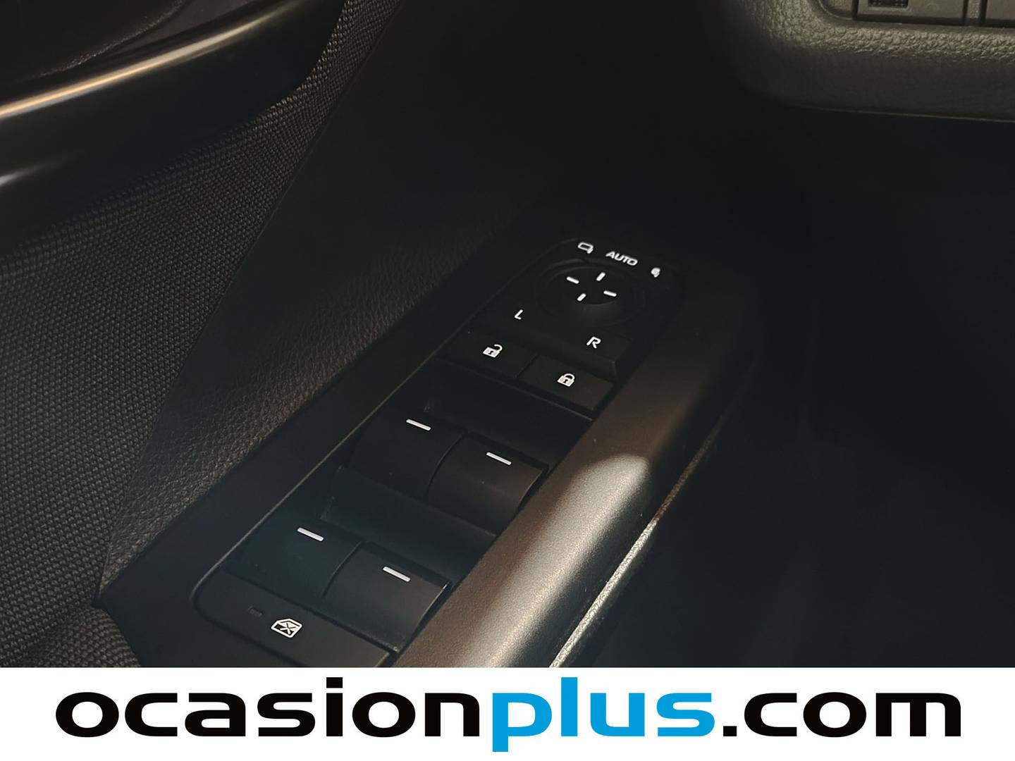 Toyota C-HR Toyota C-HR 220PH Advance (223 CV) automático