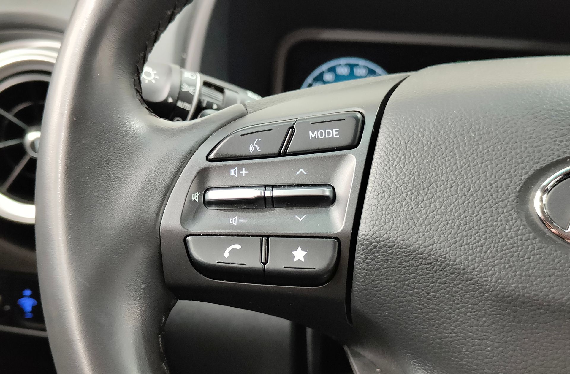 Hyundai Kona EV Tecno - foto 26