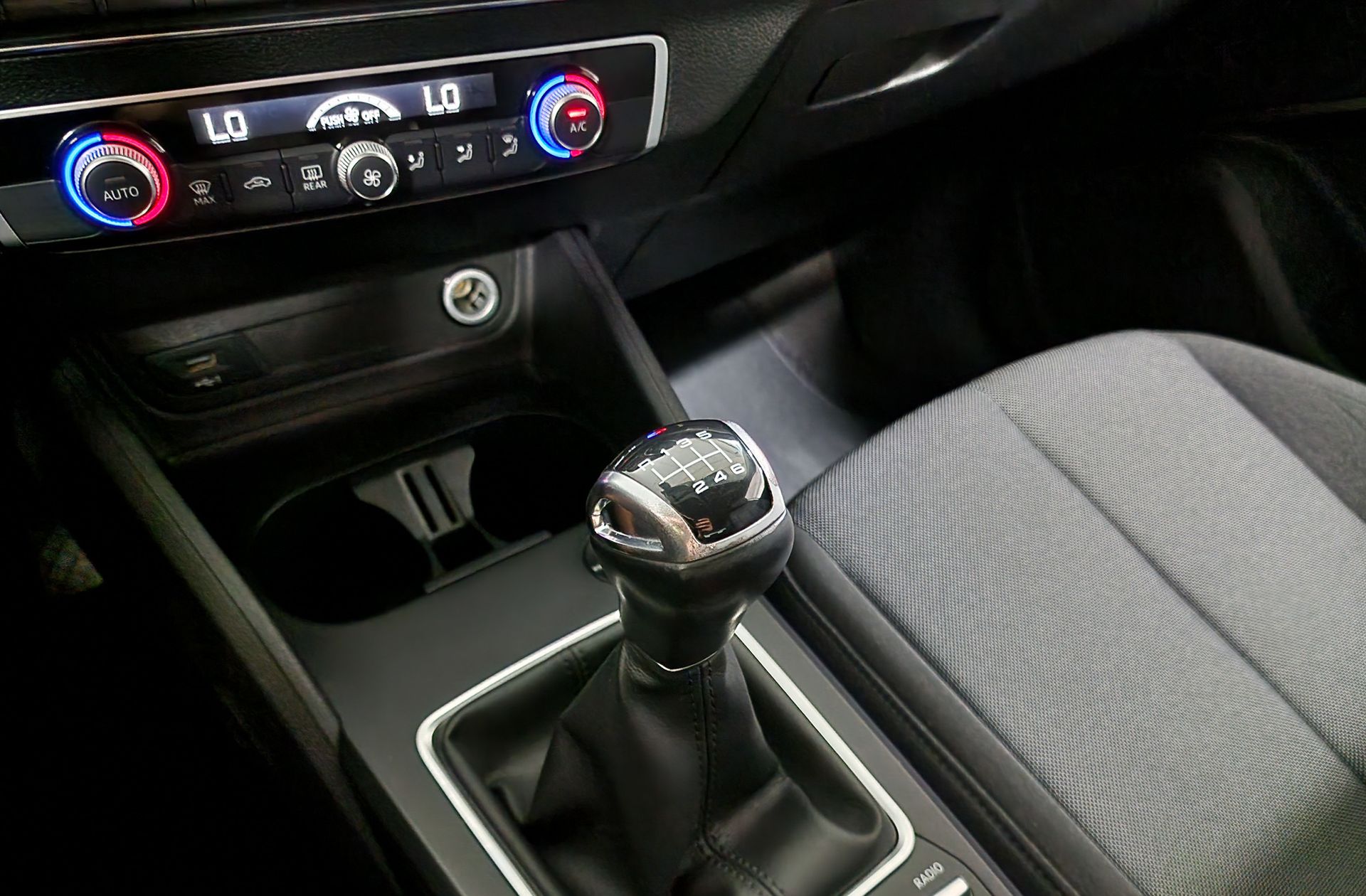 Audi Q2 30 TDI - foto 5