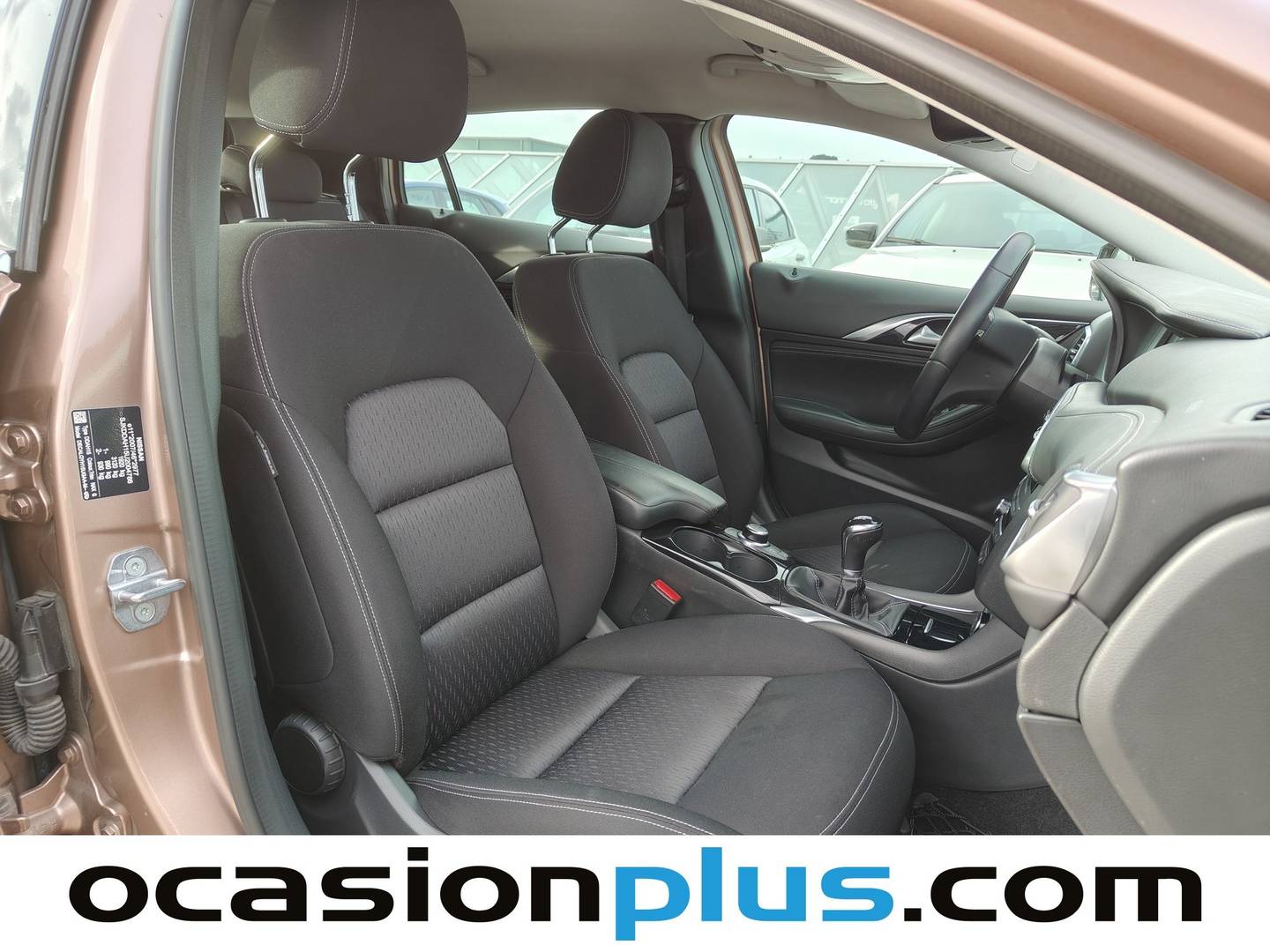 Foto Infiniti Q30 Infiniti Q30 1.6T Premium (122 CV)