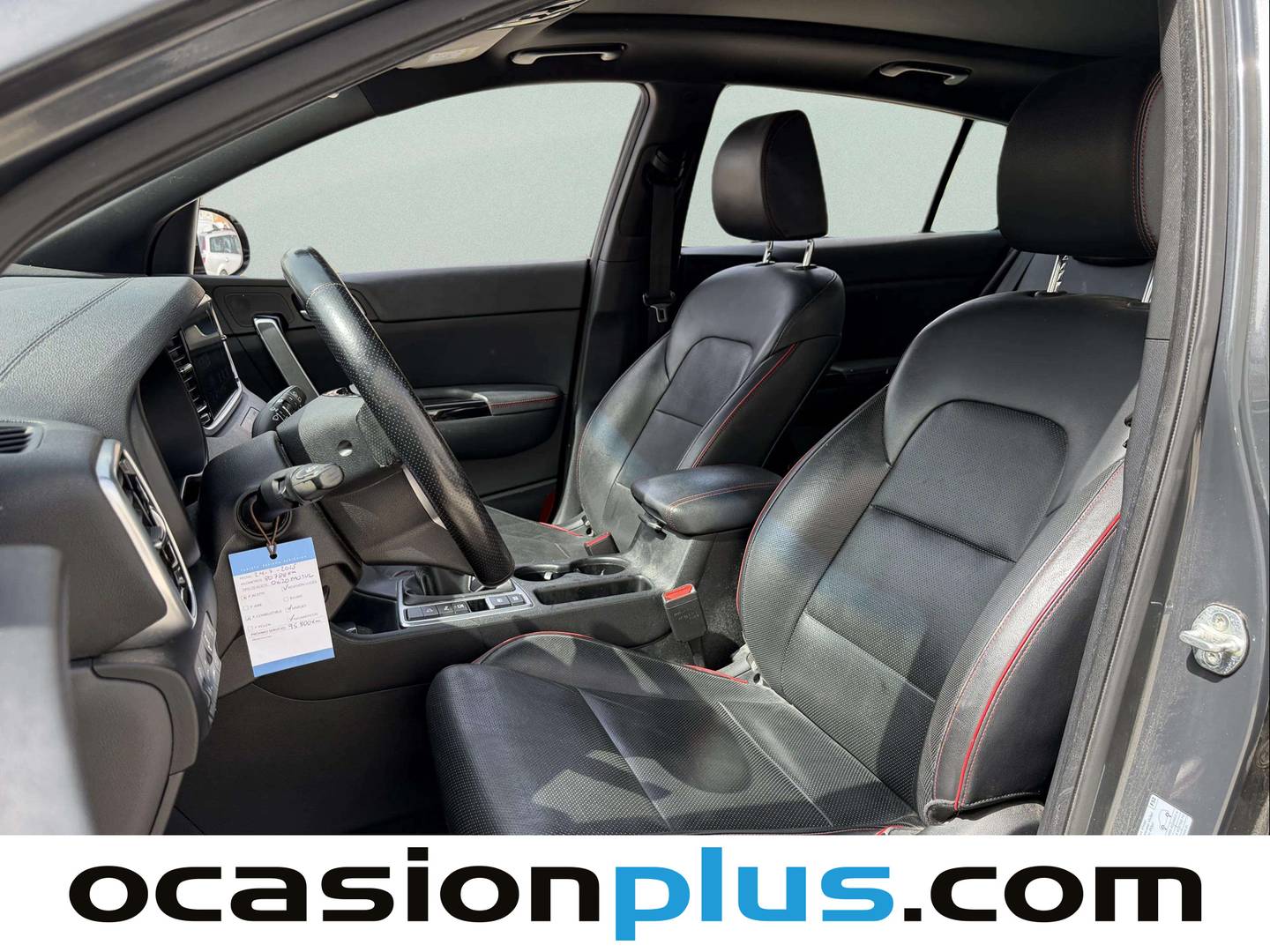 Foto asientos delanteros KIA Sportage KIA Sportage 1.6 MHEV GT Line Xtreme 4X2  (136 CV)