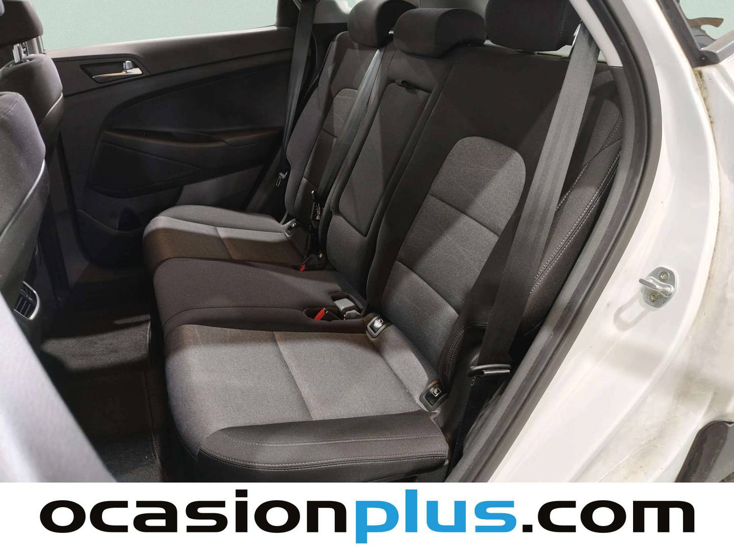 Foto asientos traseros Hyundai Tucson Hyundai Tucson 1.6 CRDI 85kW (116CV) 48V SLE 4X2