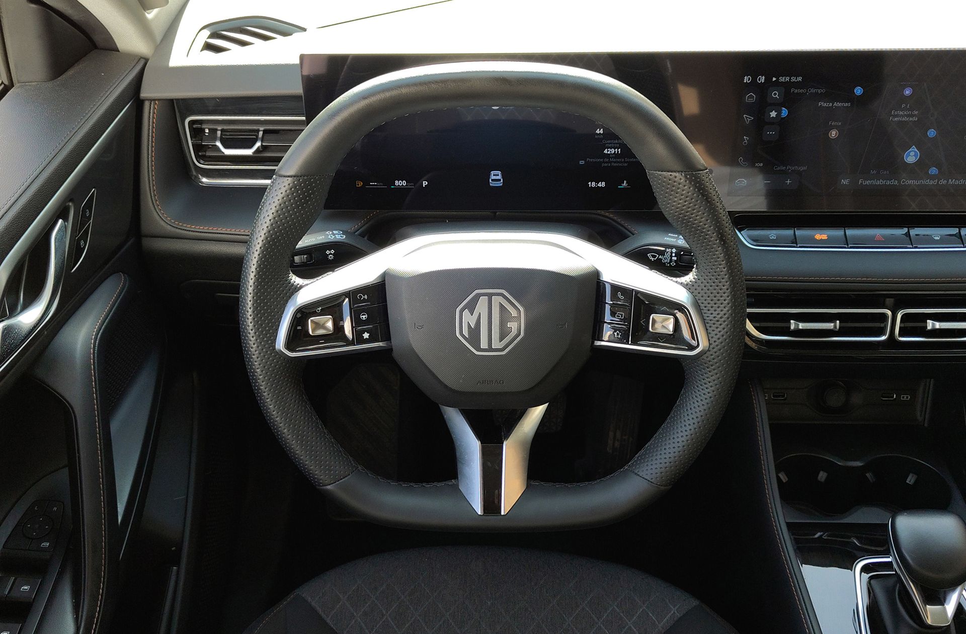MG HS 1.5T Comfort DCT - foto 28