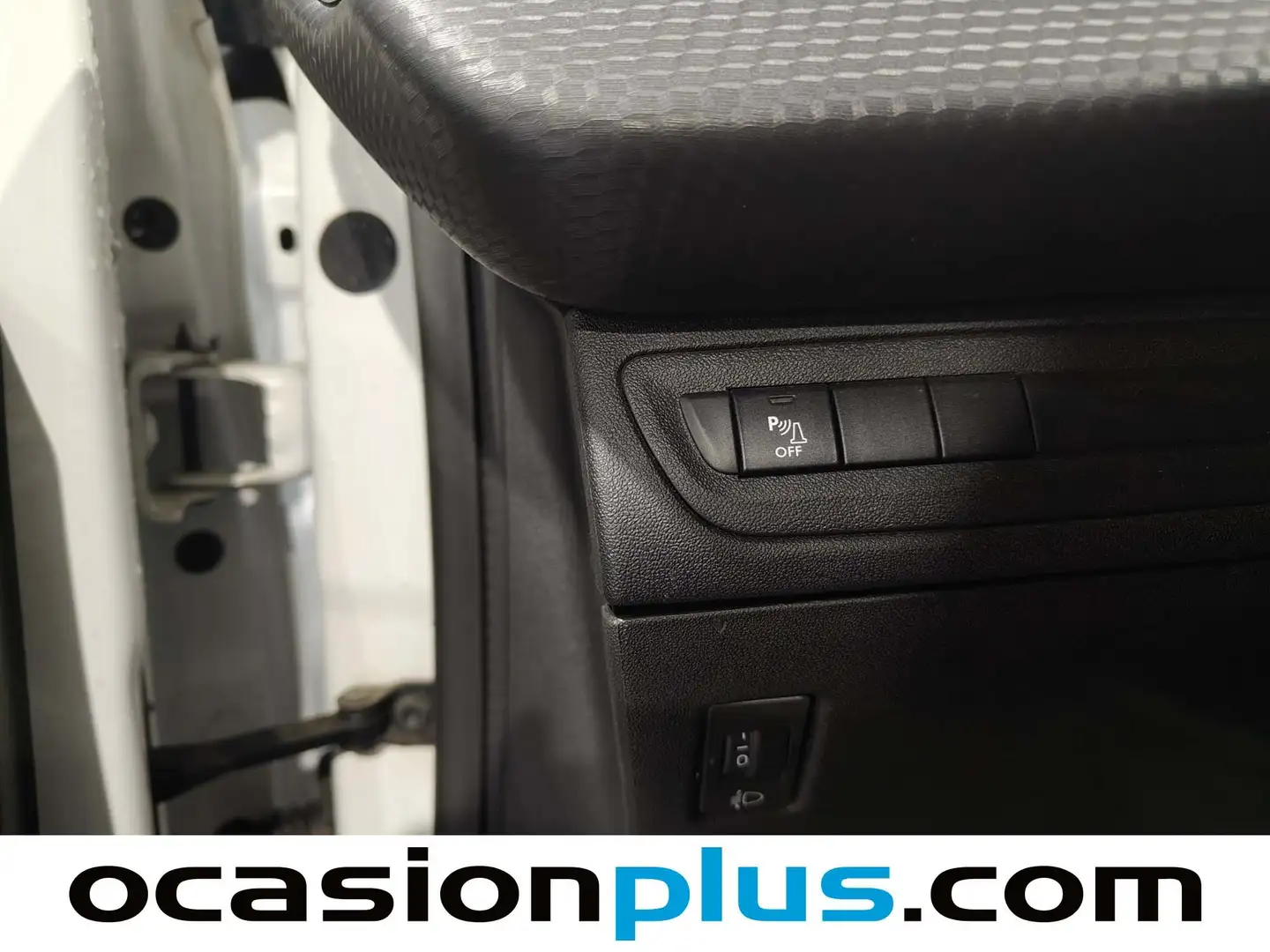 Foto Peugeot 2008 Peugeot 2008 BlueHDi 100 Style (100 CV)