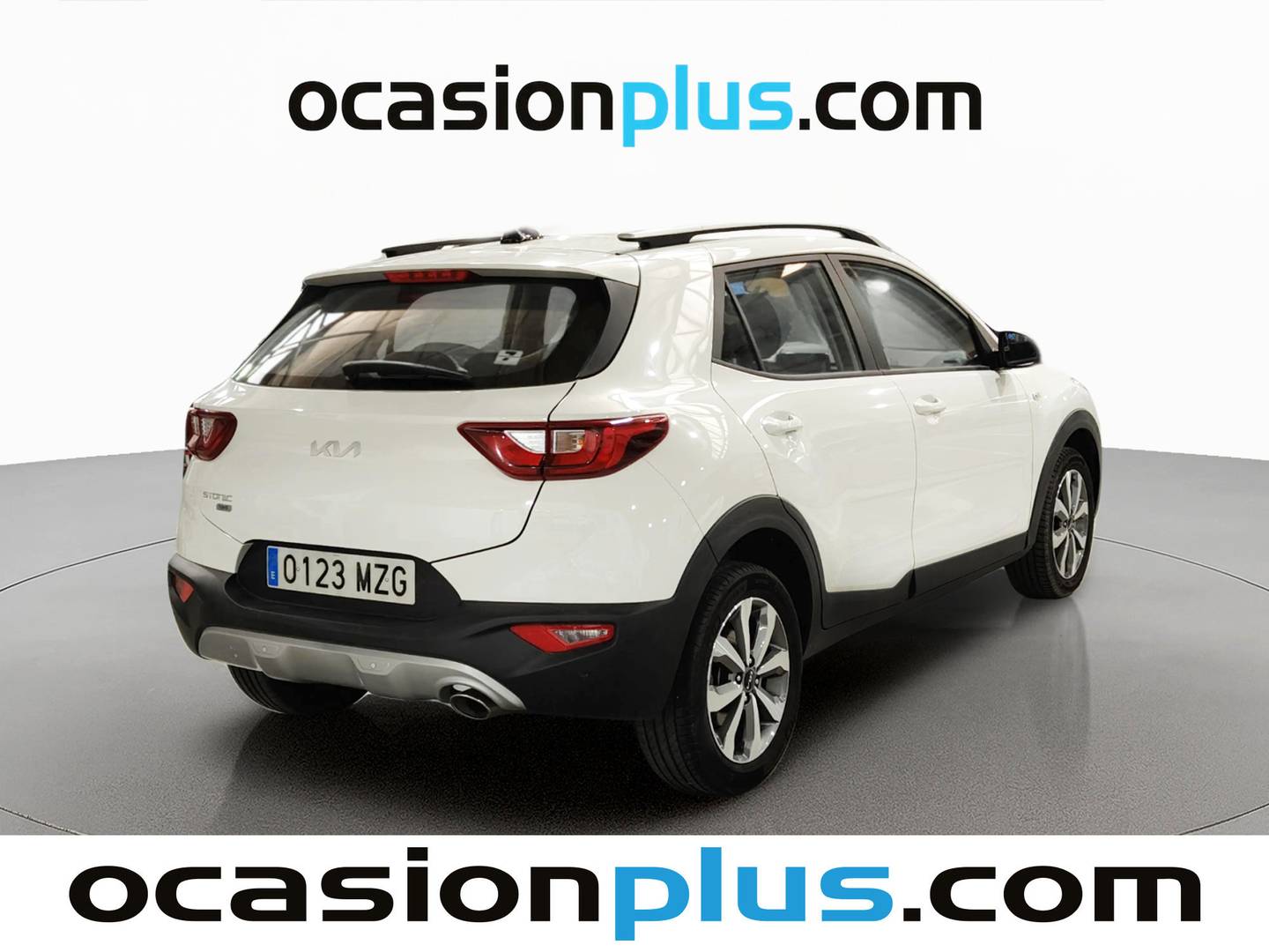 Foto trasera KIA Stonic KIA Stonic 1.0 T-GDi MHEV MT Concept (100 CV) derecha