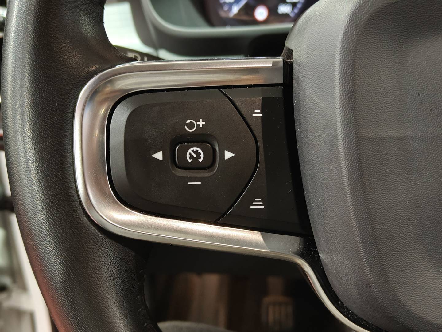 Foto Volvo XC40 Volvo XC40 D3 Business Plus (150 CV)