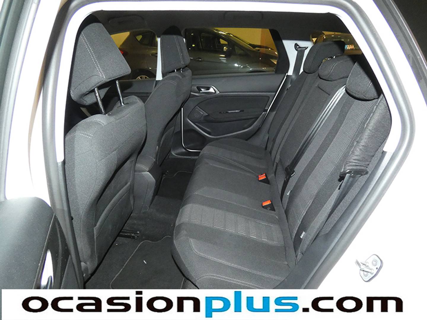 Foto Peugeot 308 Peugeot 308 SW SW 1.2 PureTech Allure EAT6 (130 CV)