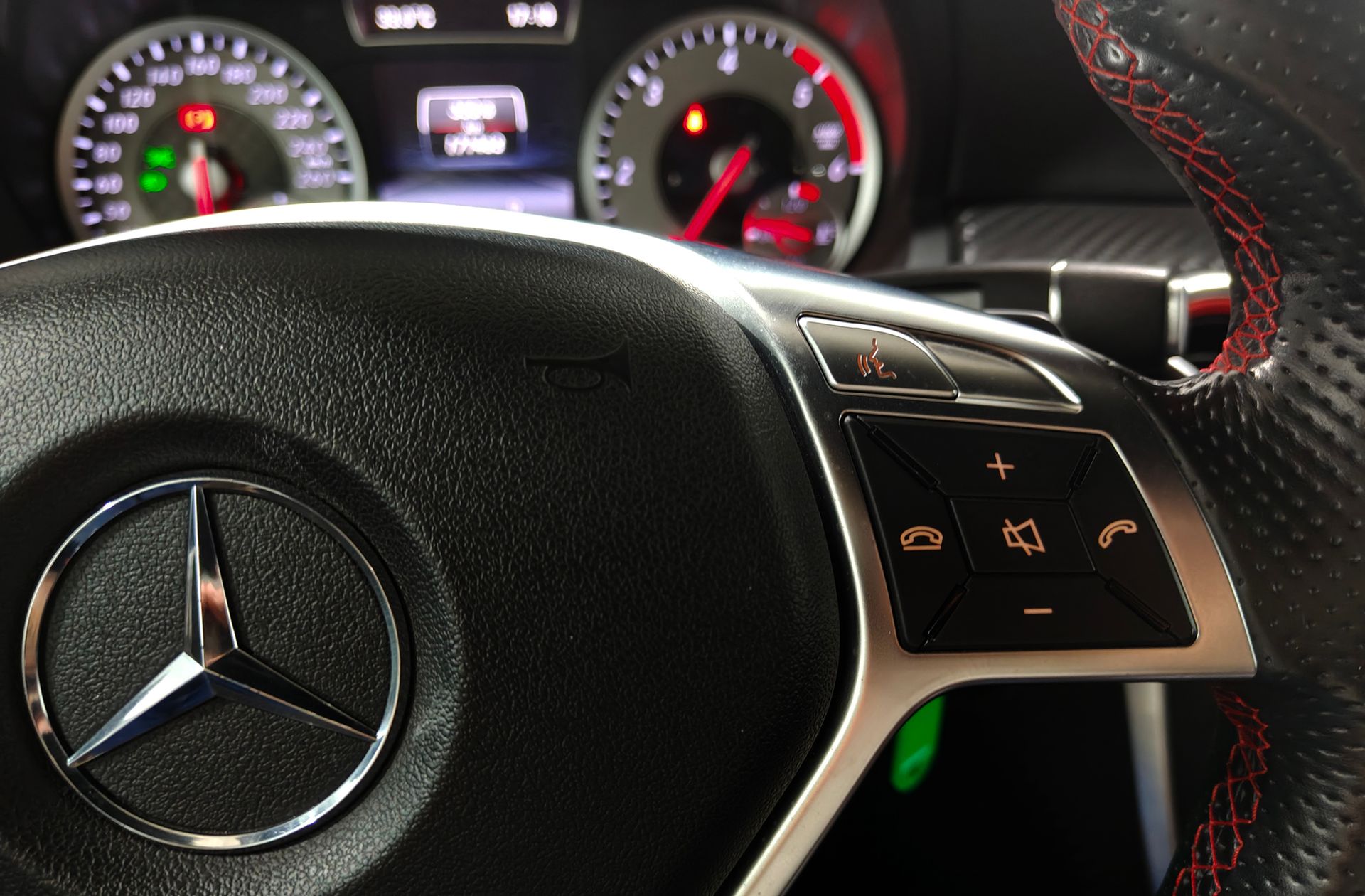 Mercedes-Benz Clase A 200 CDI AMG Line - foto 35