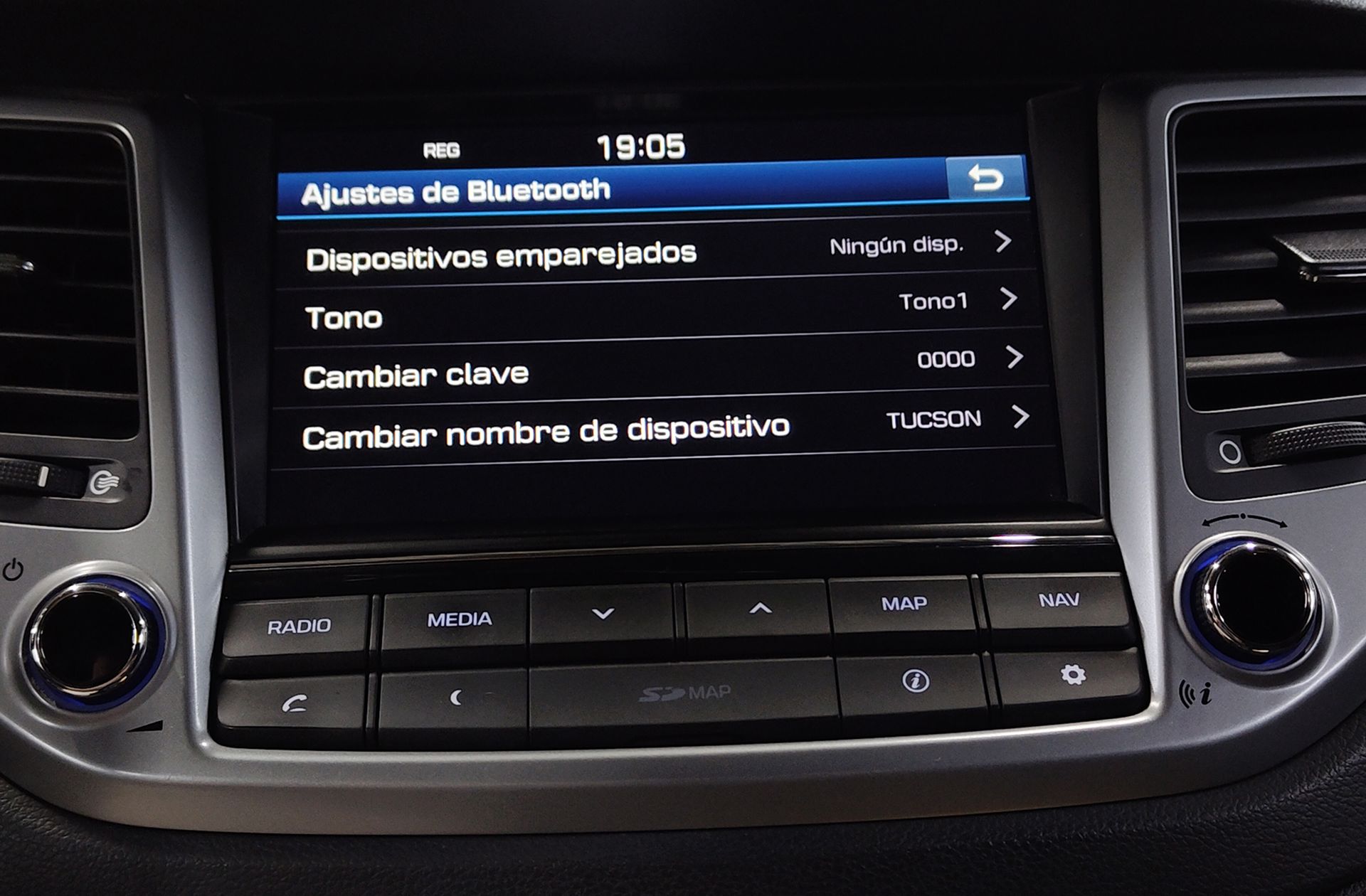 Hyundai Tucson 1.7 CRDi BlueDrive 25 Aniversario 4x2 - foto 29