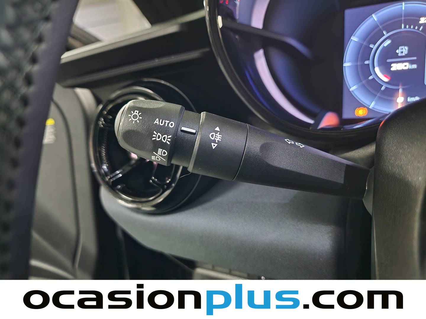 Foto Alfa Romeo Junior Alfa Romeo Junior 1.2 Ibrida (136 CV)