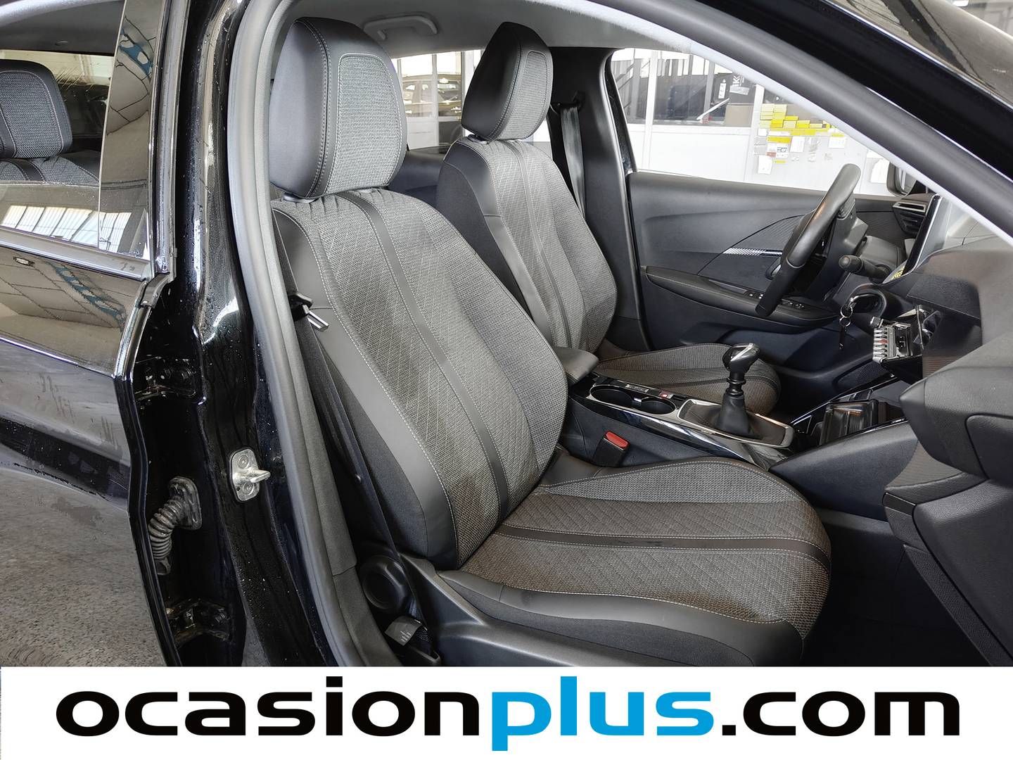 Foto Peugeot 208 Peugeot 208 PureTech 100 Allure (100 CV)