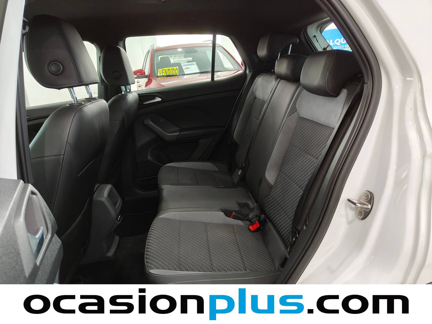 Foto asientos traseros Volkswagen T-Cross Volkswagen T-Cross Sport 1.5 TSI  (150 CV) DSG Pack R-Line