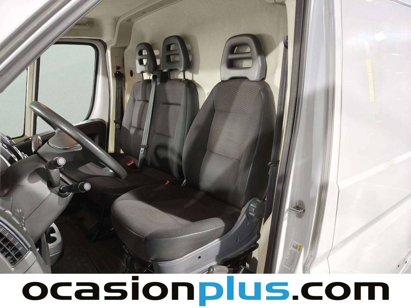 Foto asientos delanteros Citroën Jumper Citroën Jumper Furgon BlueHDi 120 35 L3H2 (120 CV)